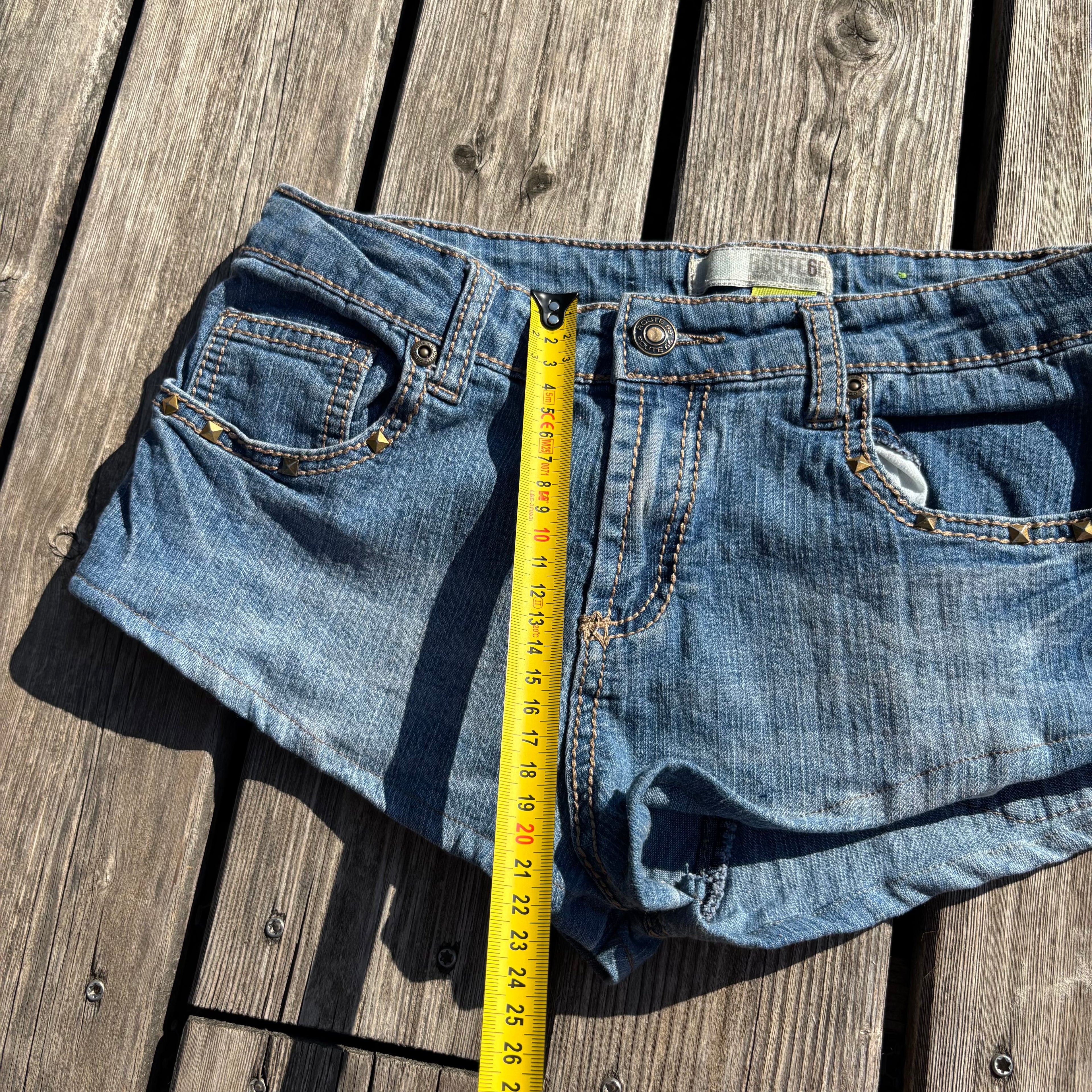 Y2K Shorts / hotpants women 00s 90s vintage baddie XS S47