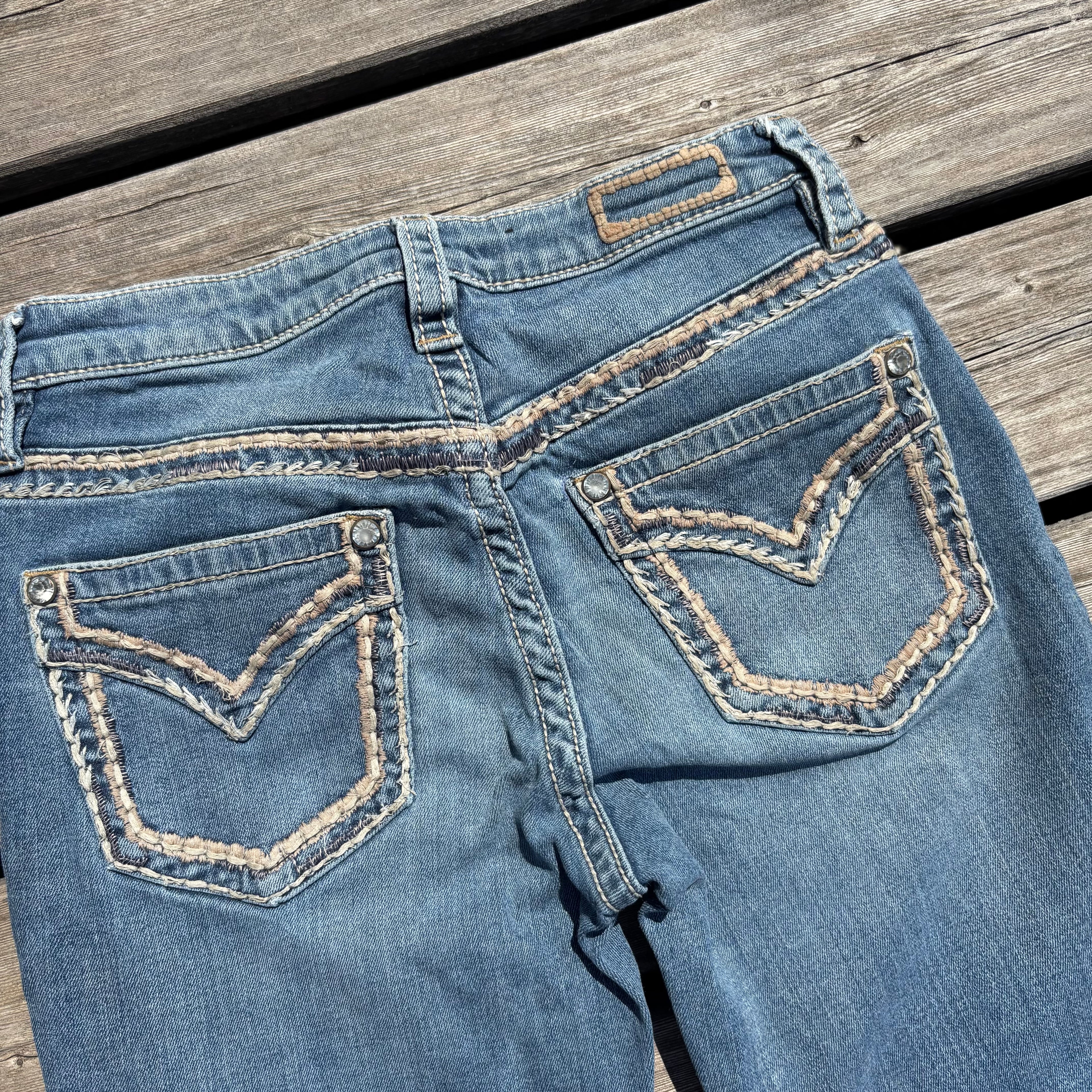 Süße Y2K Lowwaist Bootcut Jeans mit tollen Backprint /women 00s 90s vintage baddie (XXXS) S101