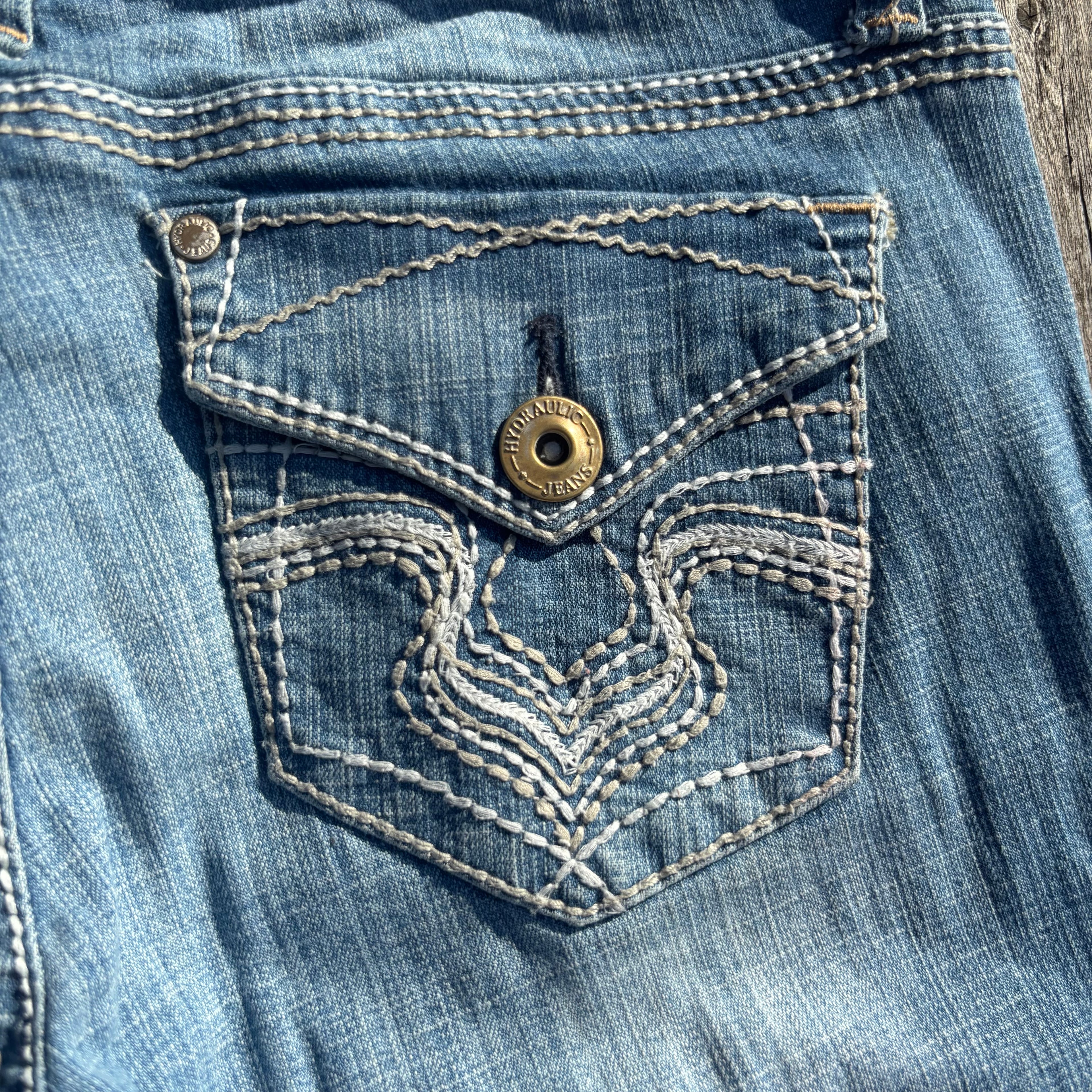 Süße Y2K Lowwaist Bootcut Jeans mit tollen Backprint XS-S /women 00s 90s vintage baddie S73