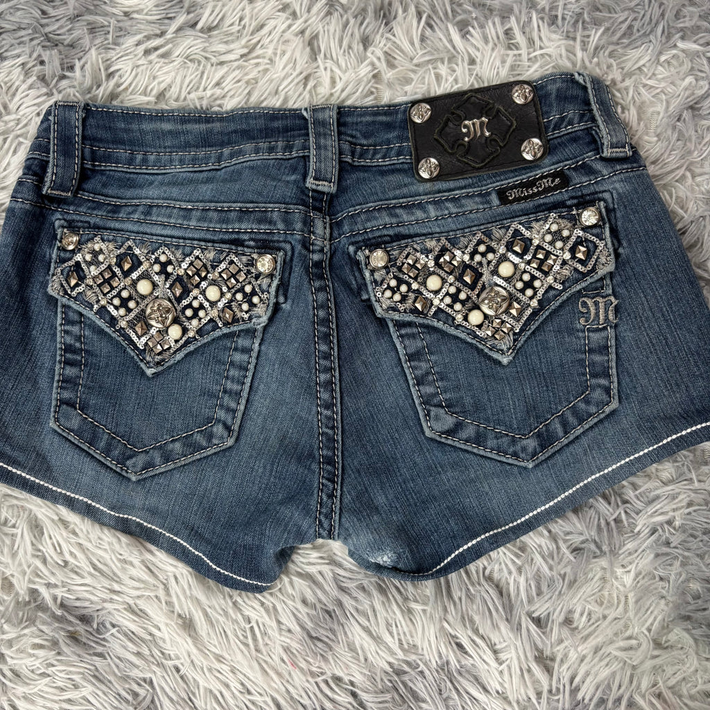 Süße Miss me shorts /hotpants vintage women 00s 90s (S-M) S3