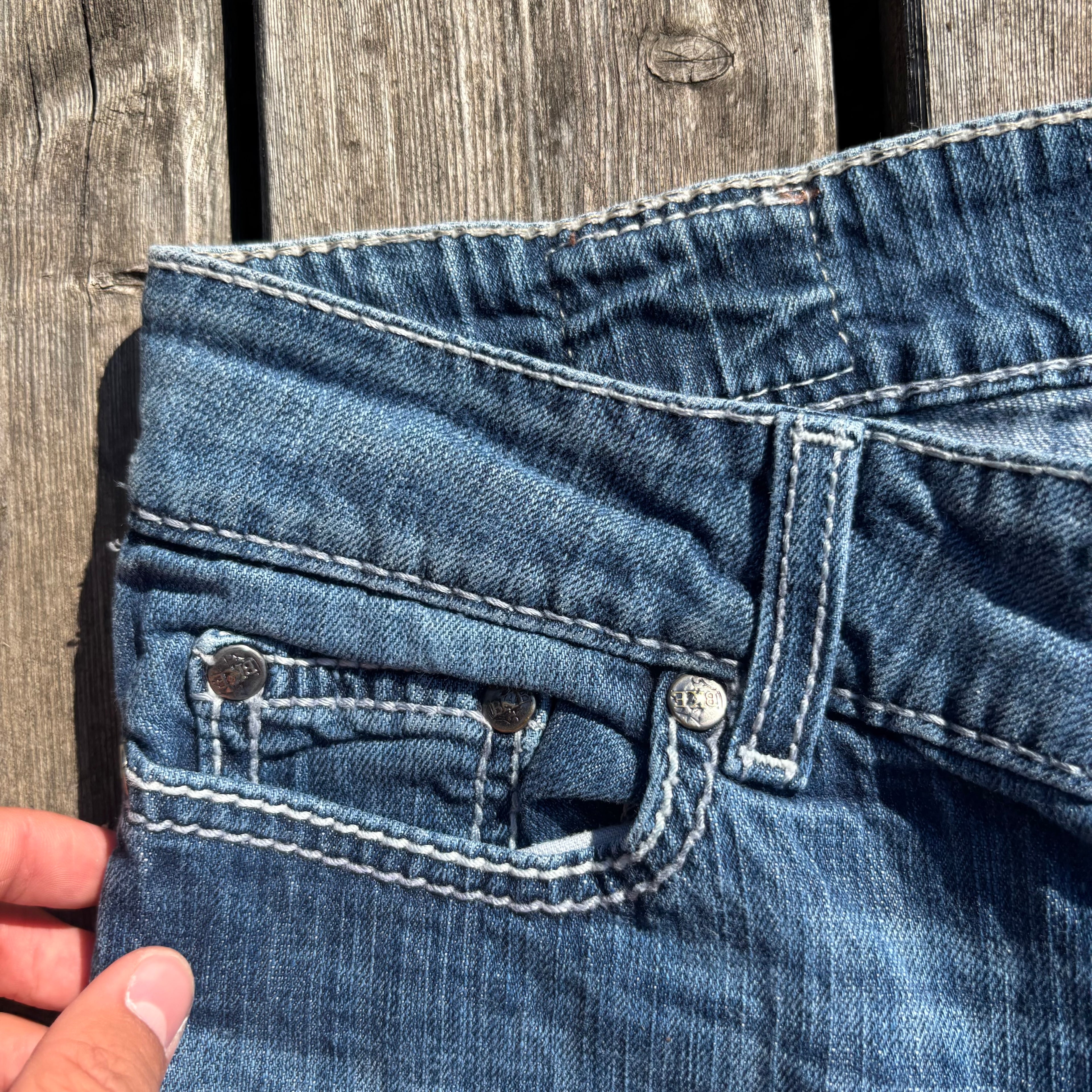 Süße Y2K Lowwaist Bootcut Jeans mit tollen Backprint /women 00s 90s vintage baddie S-M/ S63
