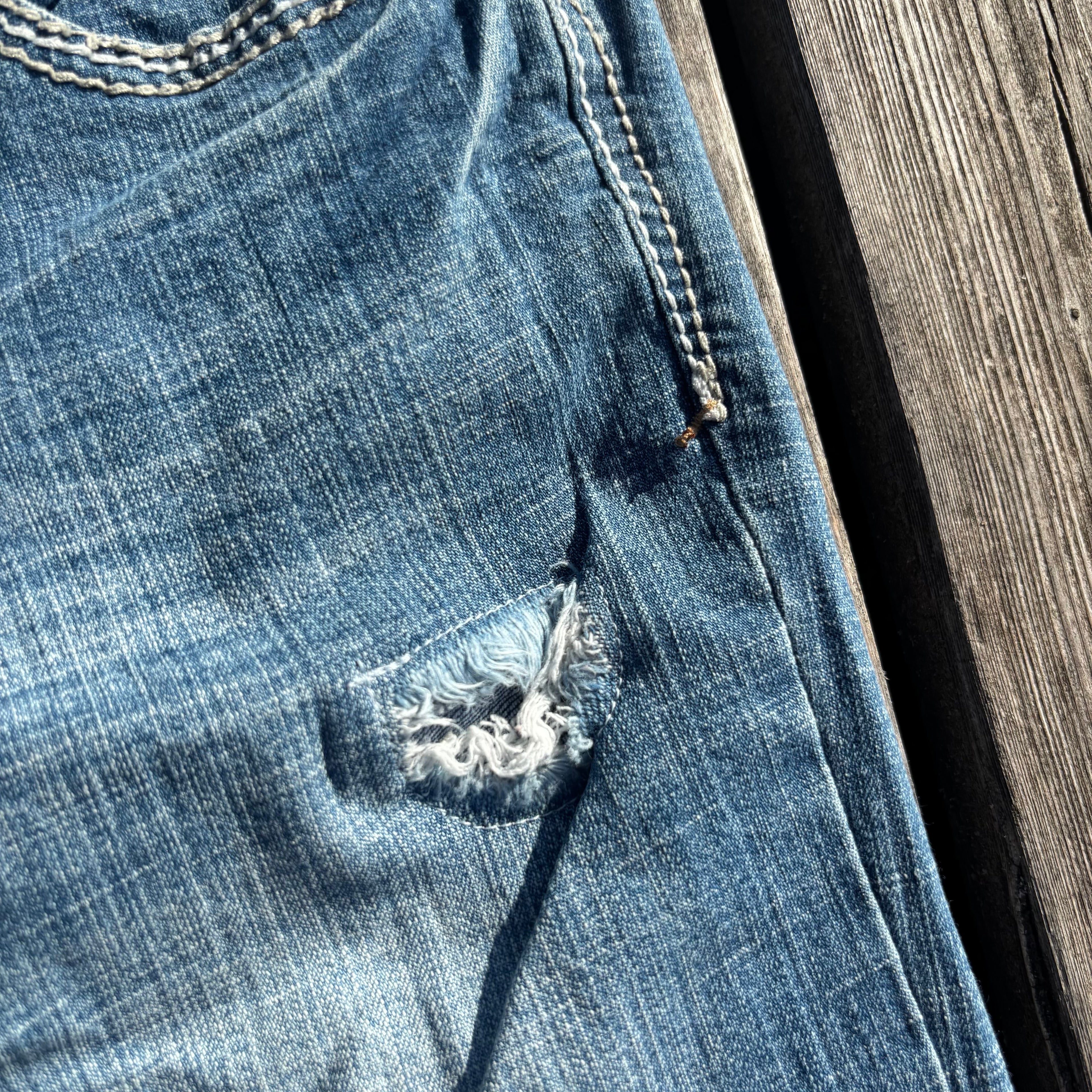 Süße Y2K Lowwaist Bootcut Jeans mit tollen Backprint XS-S /women 00s 90s vintage baddie S73