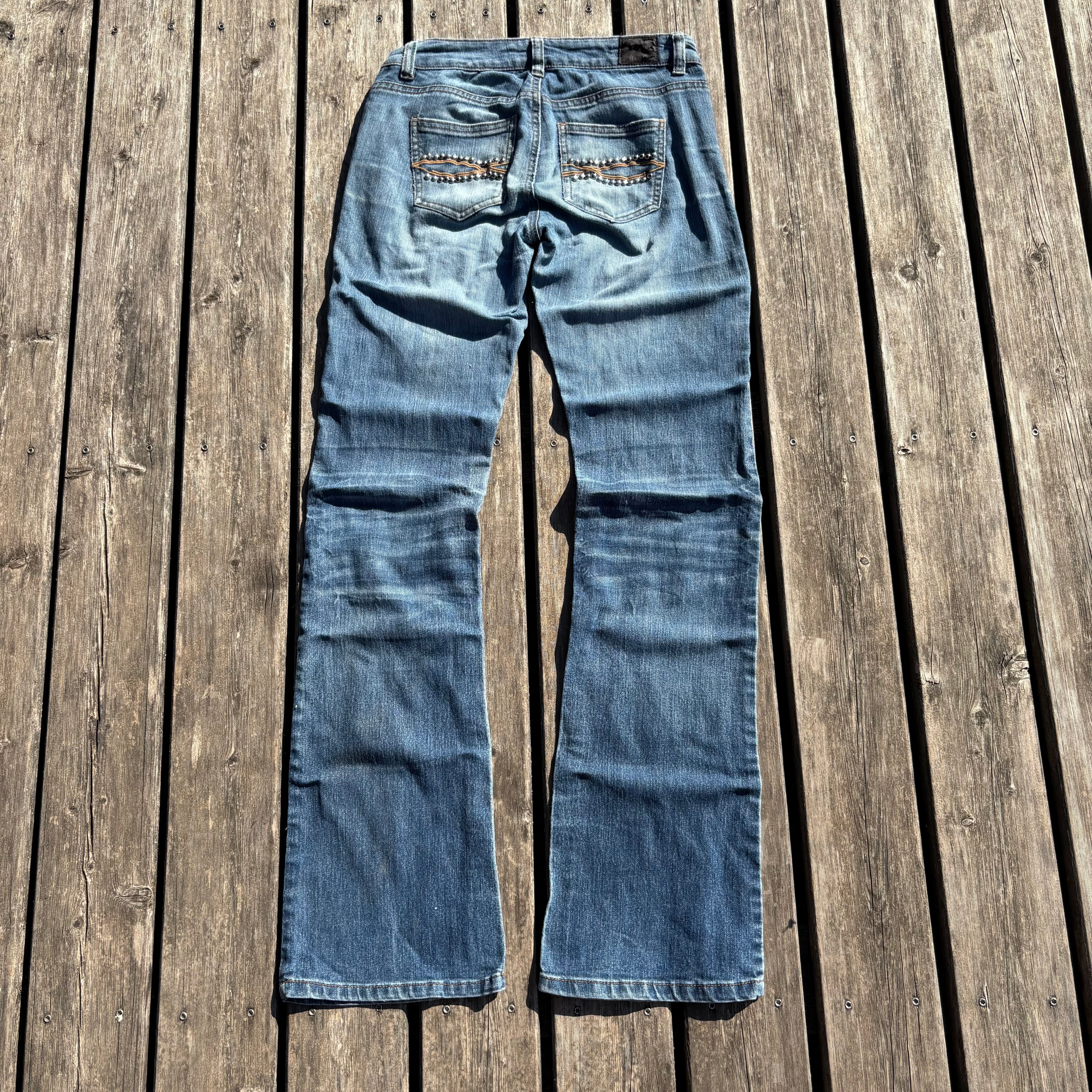 Süße Y2K Lowwaist Bootcut Jeans mit tollen Backprint /women 00s 90s vintage baddie (XXS-XS) S62