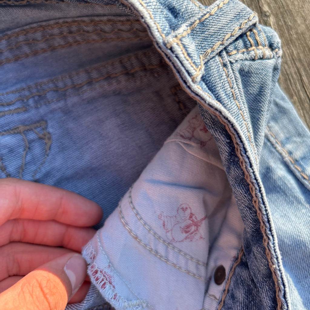 True Religion shorts/ hotpants 00s 90s vintage baddie S52(S)