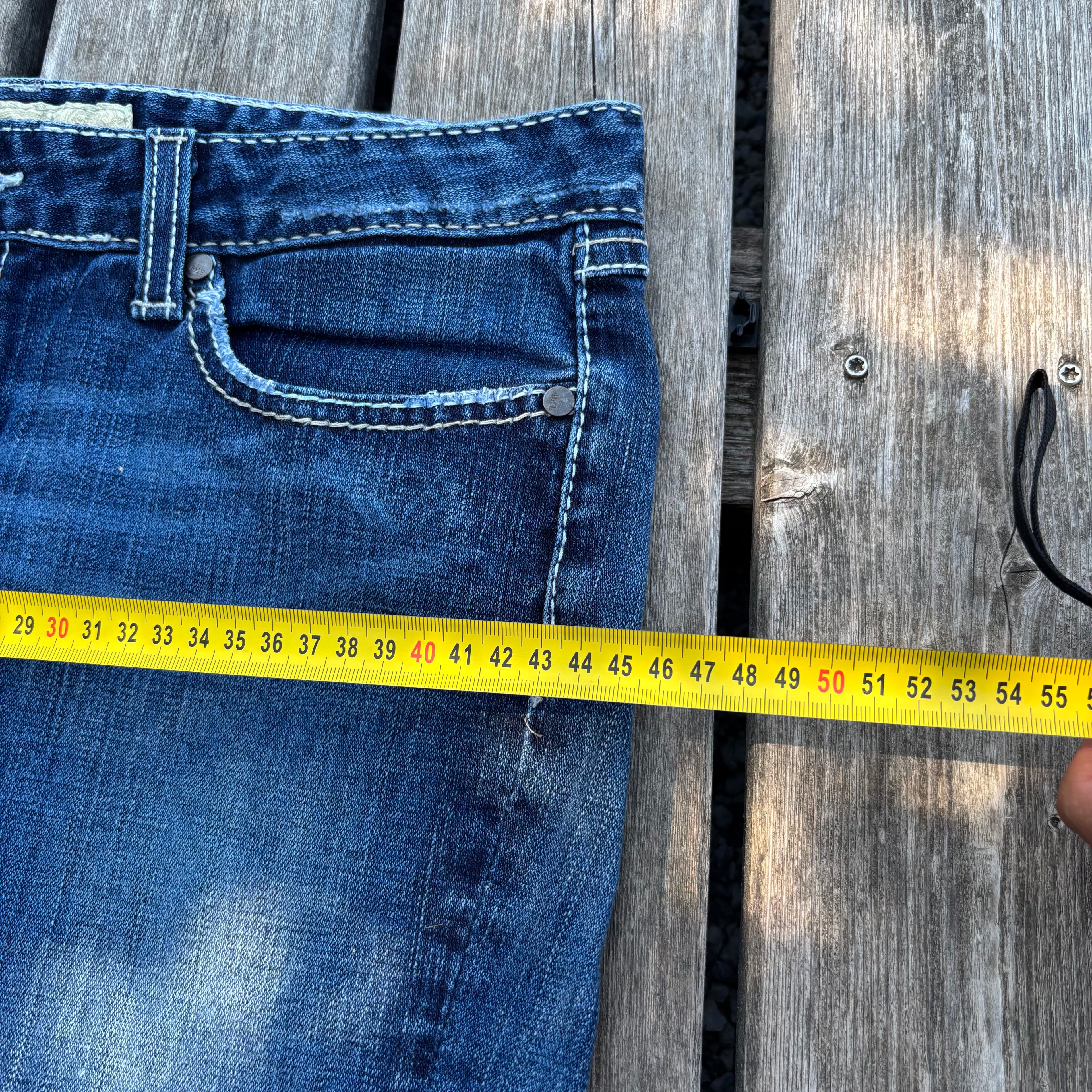 Süßer Y2K Rock mit Backprint für den Sommer /90s 00s vintage baddie (L-XL) S89