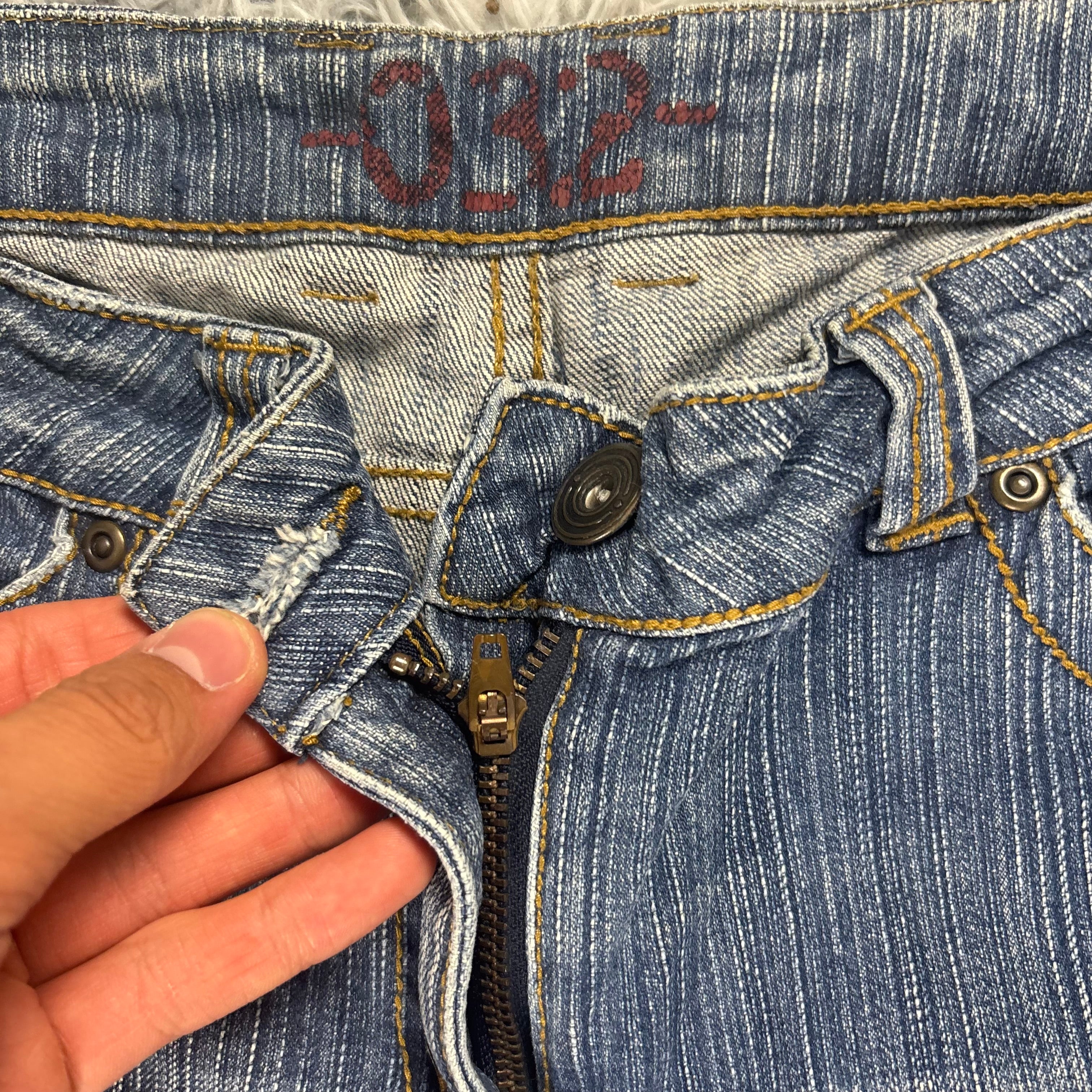 Süße Y2K Bootcut Lowwaist Jeans mit backprint /women 00s 90s vintage  S17 (M-L)