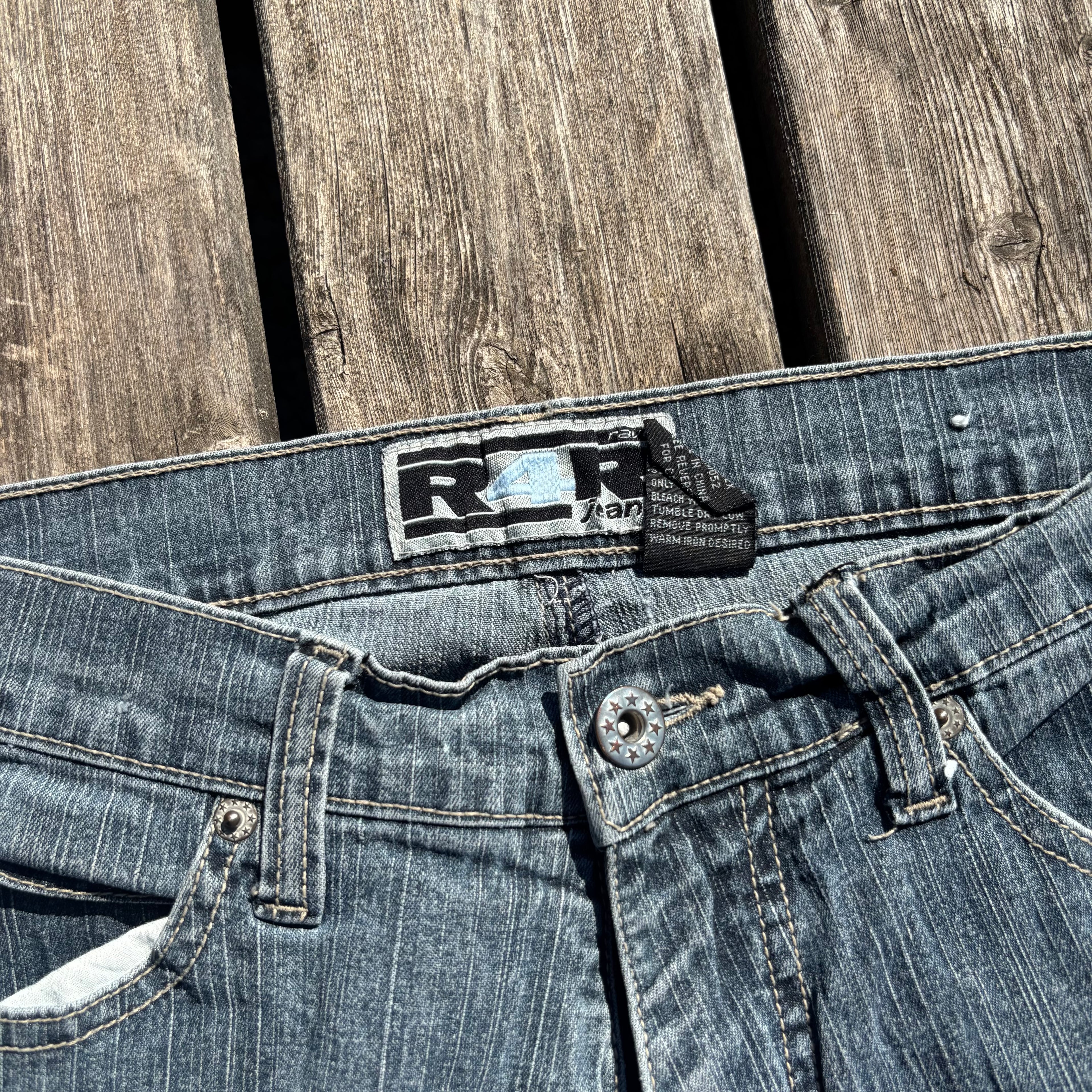 Süße Y2K Vintage Jeans mit Backprint für Frauen / streetwear women vintage 90s 00s (XXXS-XXS) (S38)
