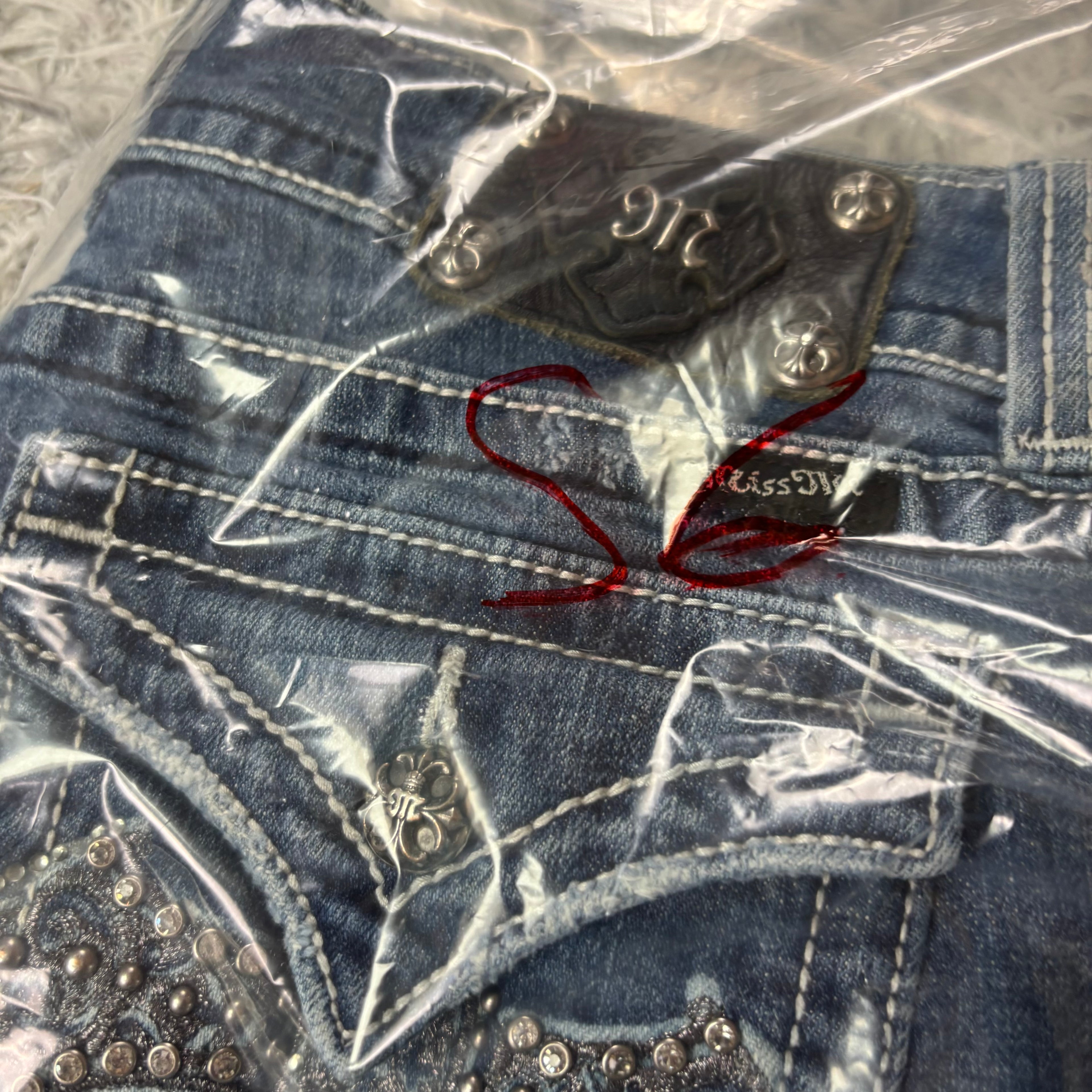Süße Miss Me Shorts /hotpants women vintage 00s 90sstyle (M-L) S6