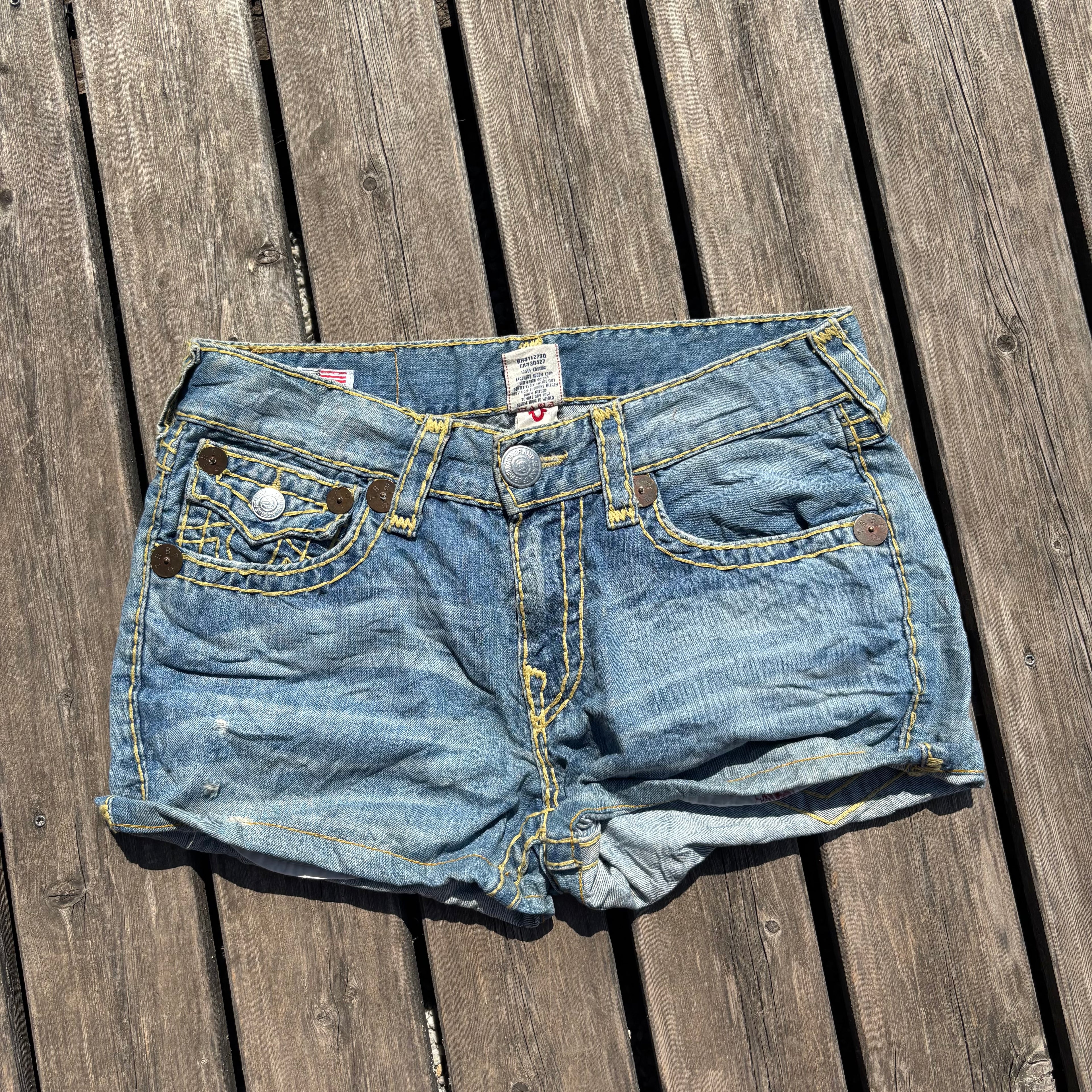 Süße True Religion Shorts/ Hotpants für Frauen /90s 00s streetwear vintage baddie (L) S109
