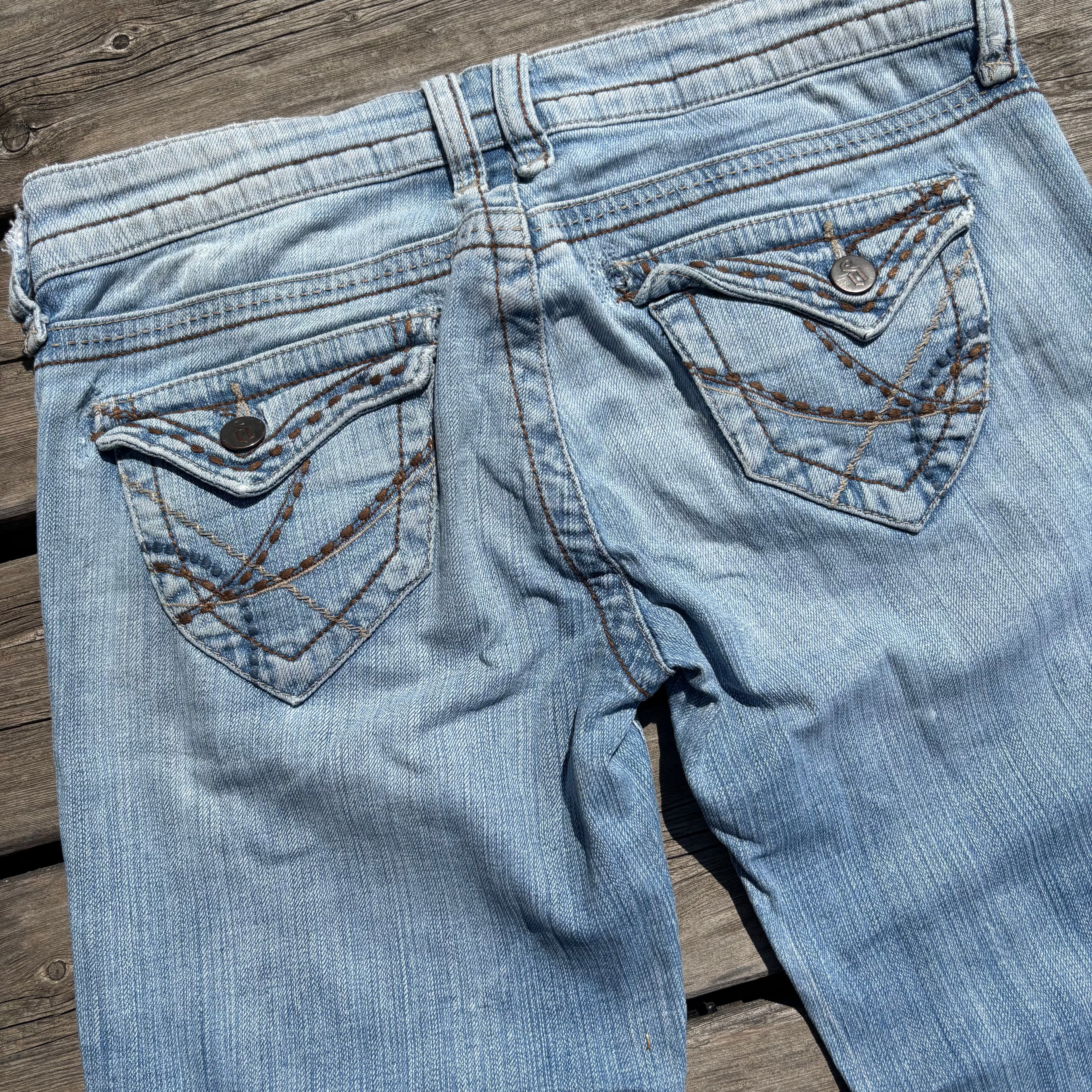 Süße Y2K Lowwaist Bootcut Jeans mit tollen Backprint /women 00s 90s vintage baddie (S100) M