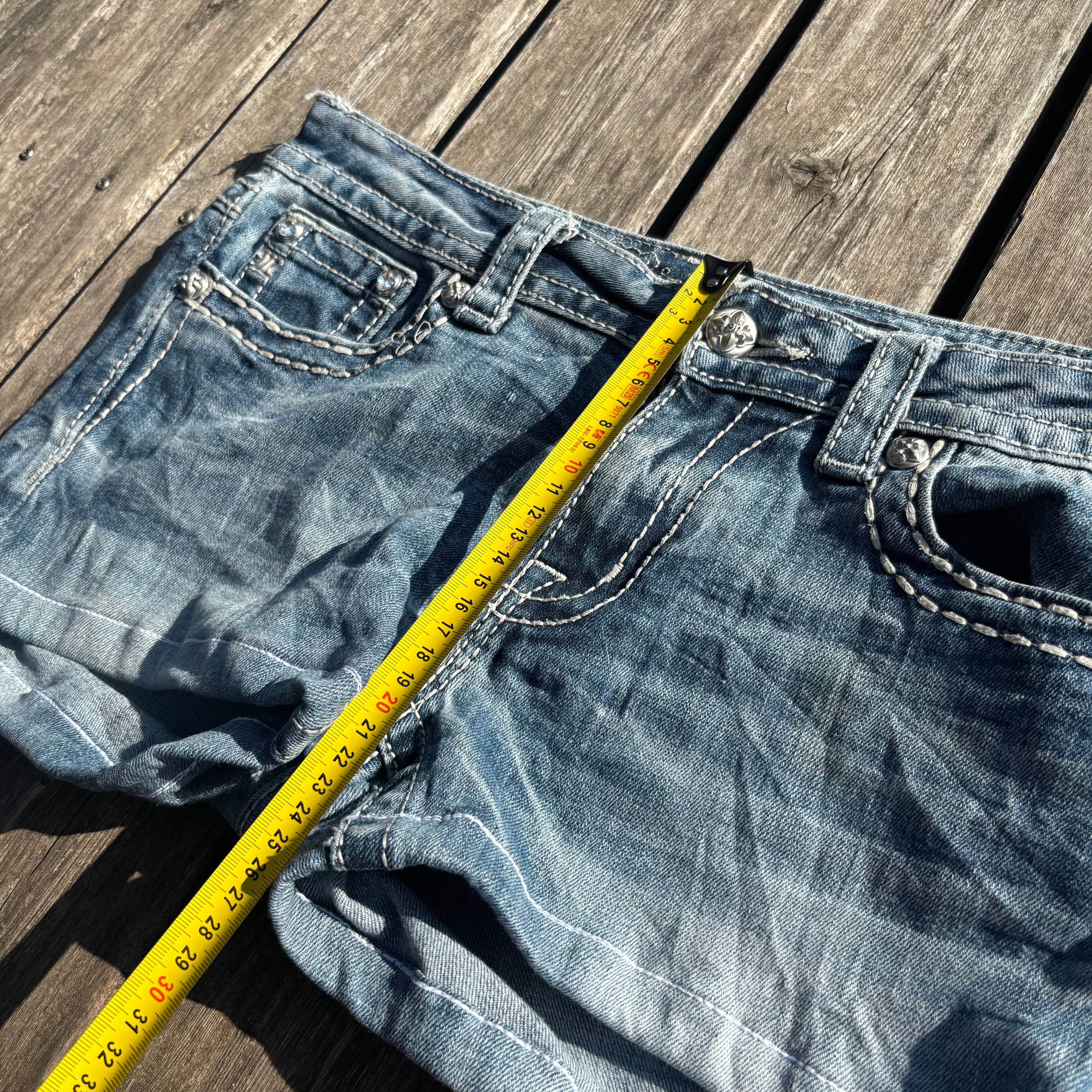 Süße Miss Me Shorts/ Hotpants für den Sommer L-XL/women 00s 90s vintage baddie S72