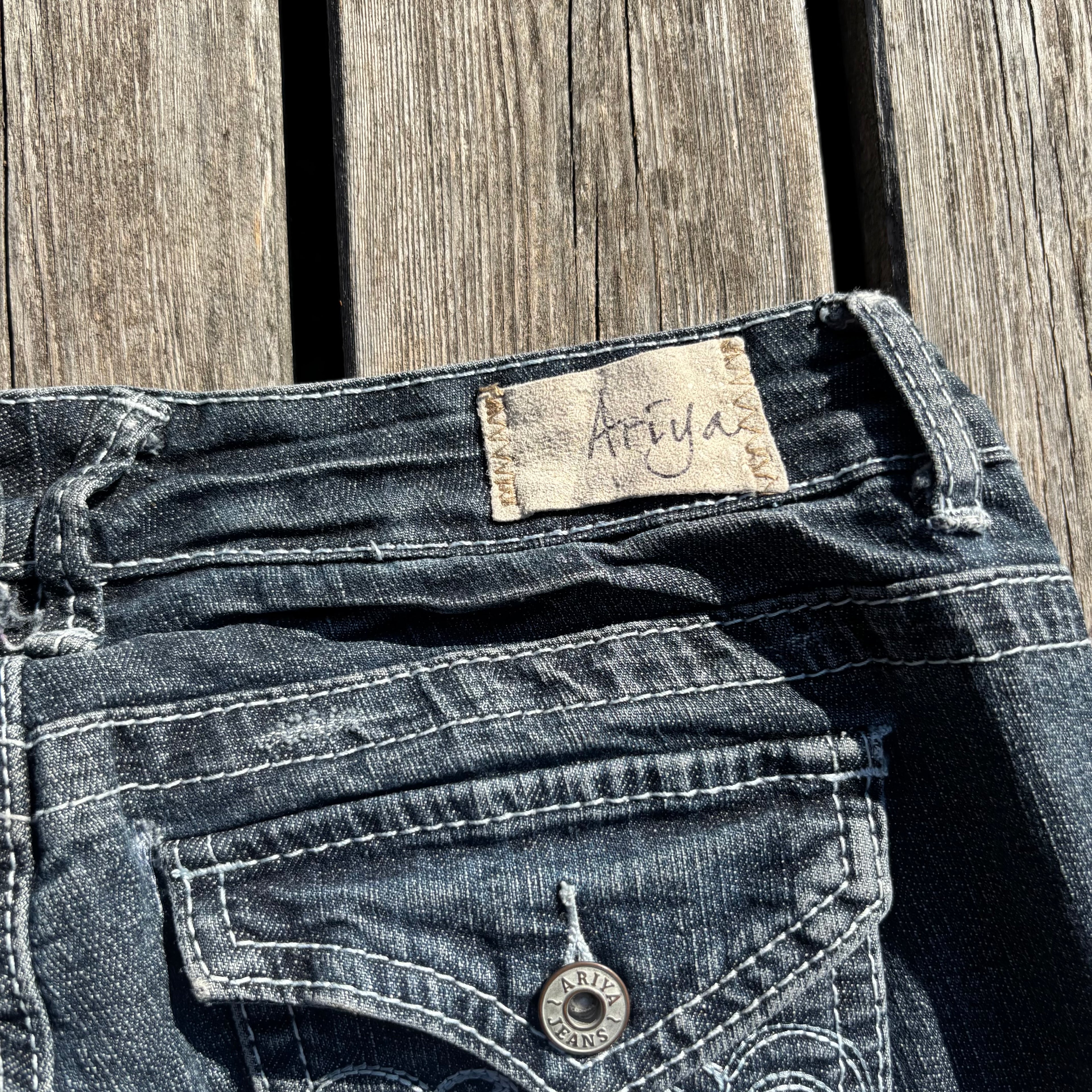 Süße Y2K Lowwaist Bootcut Jeans mit tollen Backprint /women 00s 90s vintage baddie (XS) S64