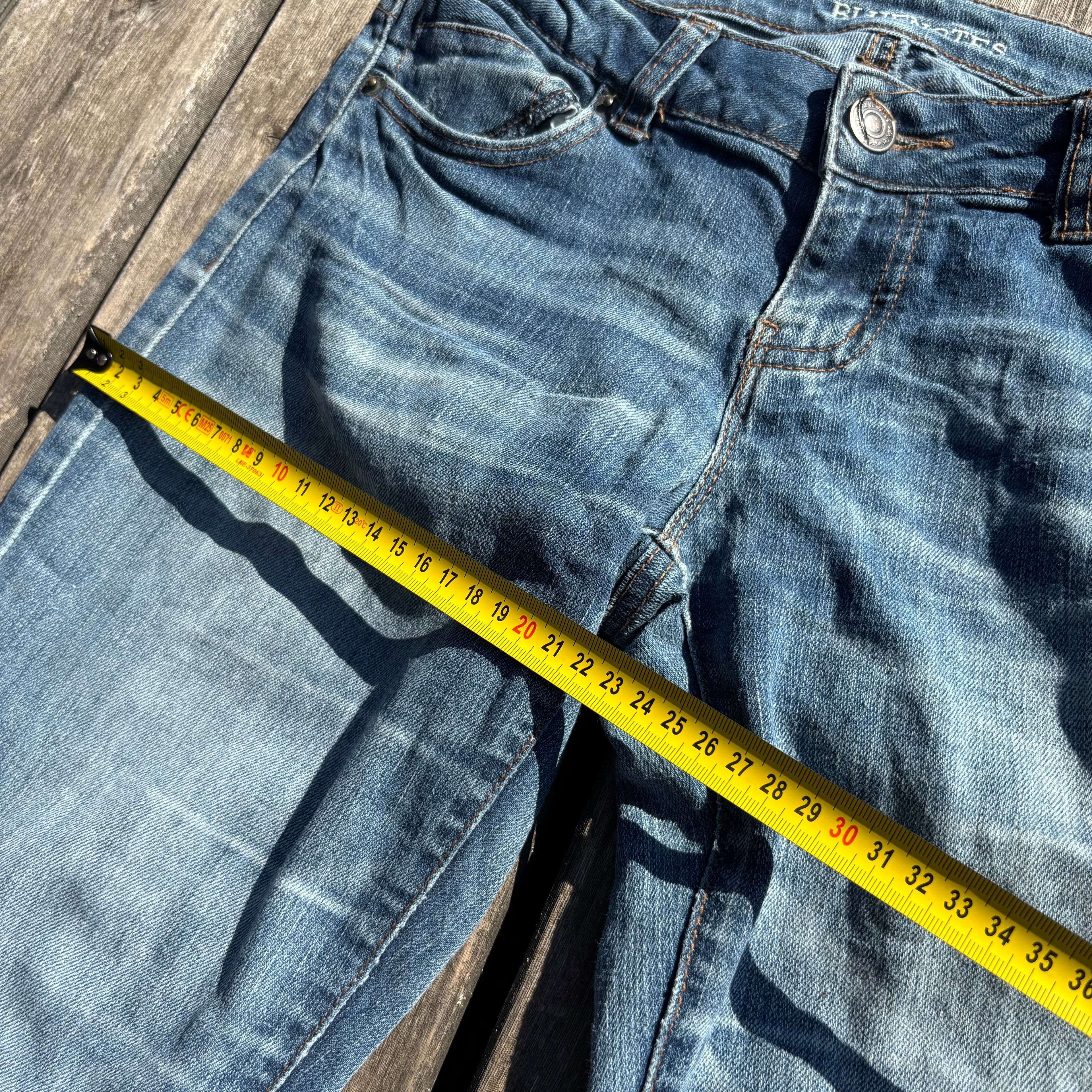 Süße Y2K Lowwaist Bootcut Jeans mit tollen Backprint /women 00s 90s vintage baddie (XXS-XS) S62