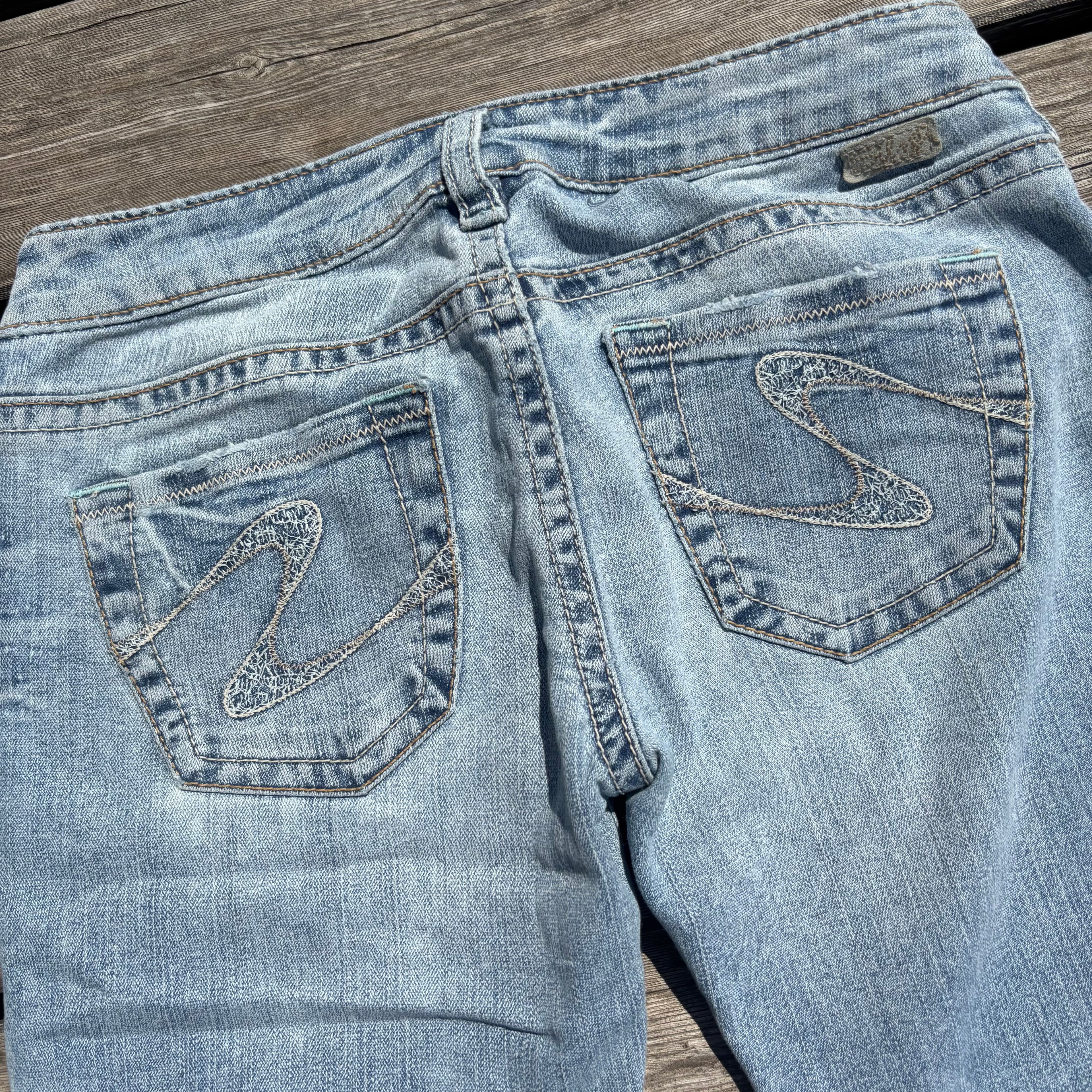 Süße Y2K Lowwaist Bootcut Jeans mit tollen Backprint /women 00s 90s vintage baddie 105 (S)