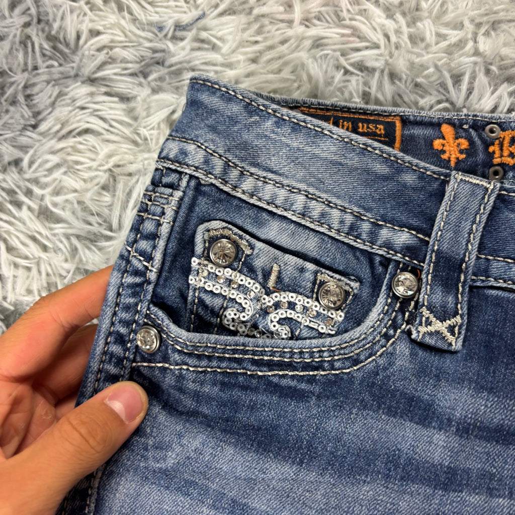 Rock Revival Shorts / Hotpants für Frauen mit Backprint 00s 90s vintage baddie (S-M) S29