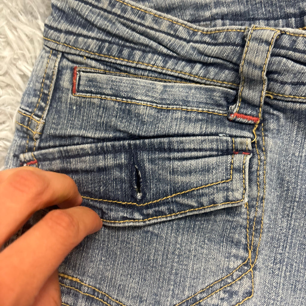 Süße Lowwaist Bootcut Jeans mit Backprint /vintage 00s 90s (M) S16