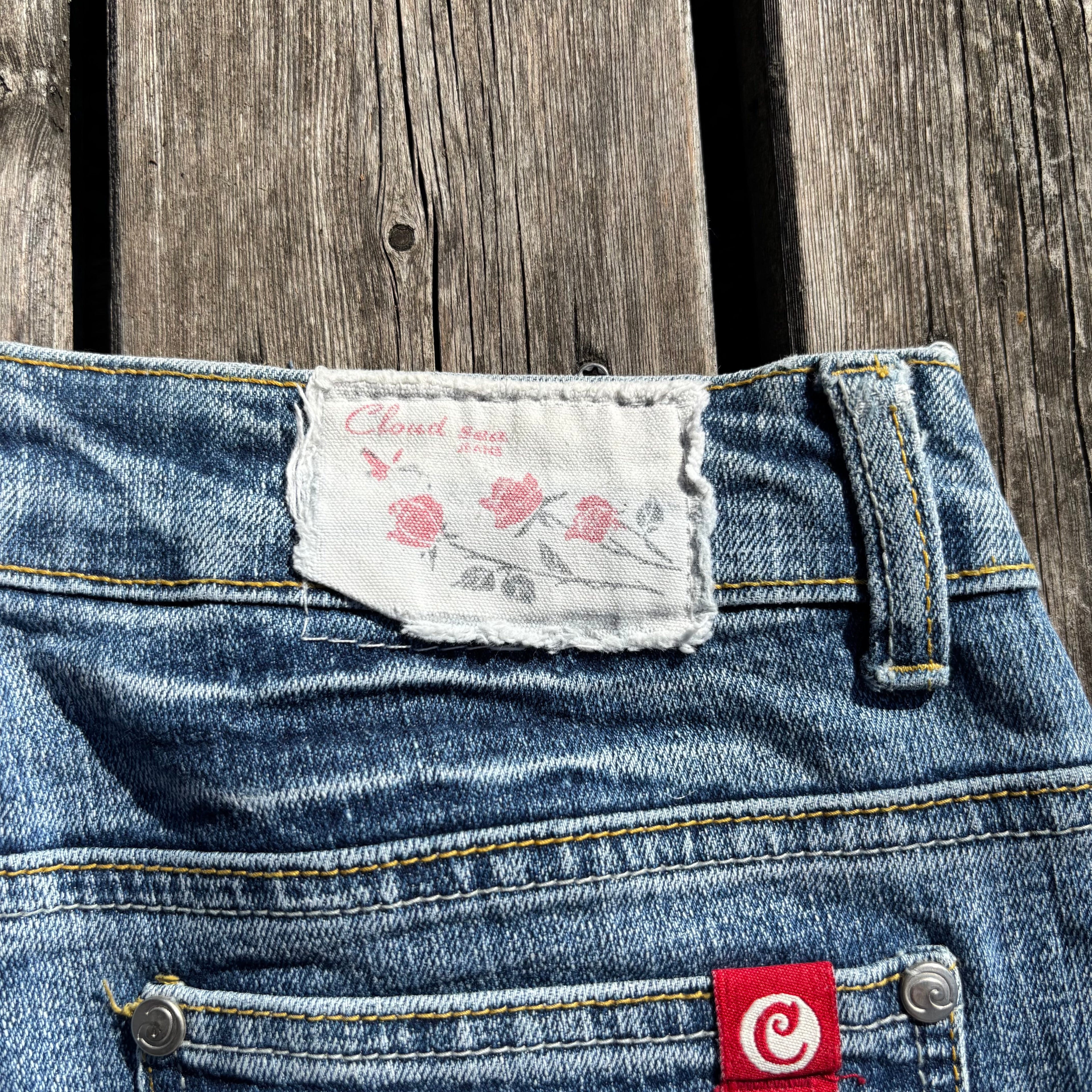 Süße Y2K Lowwaist Bootcut Jeans mit tollen Backprint /women 00s 90s vintage baddie (S-M) S58