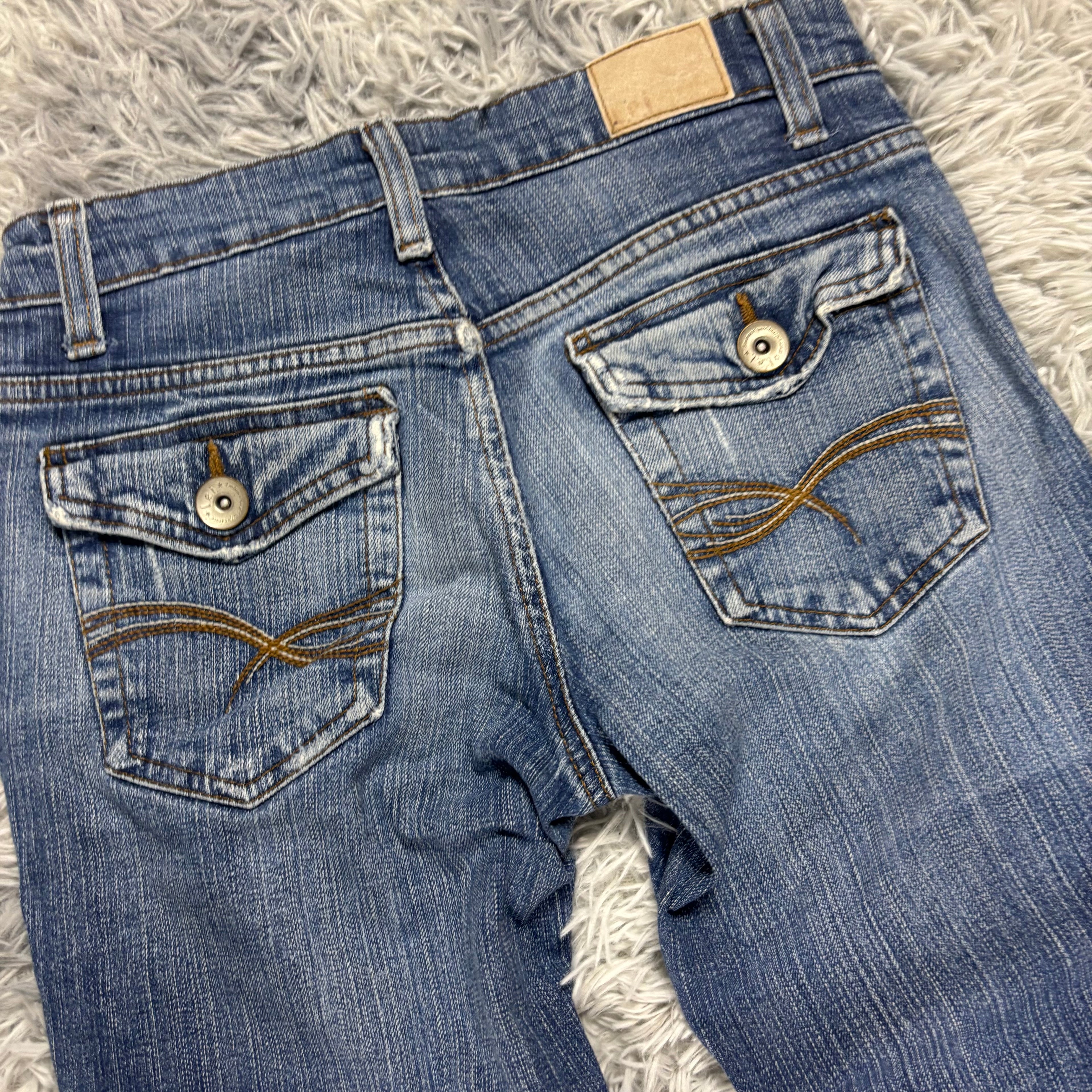 Y2K Lowwaist Bootcut Jeans mit Backprint /women 90s 00s vintage baddie (XXS-XS) S25