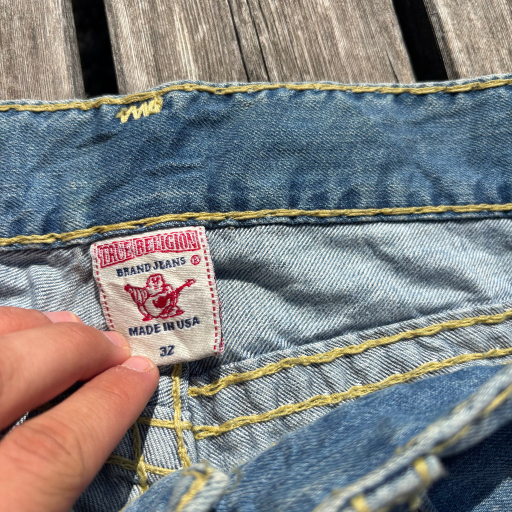Süße True Religion Shorts/ Hotpants für Frauen /90s 00s streetwear vintage baddie (L) S109