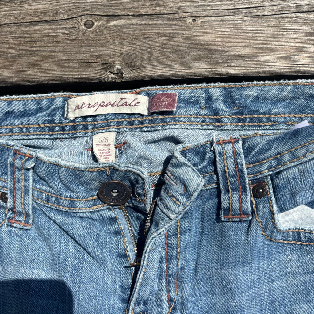 Süße Y2K Lowwaist Bootcut Jeans mit tollen Backprint /women 00s 90s vintage baddie (S) 104