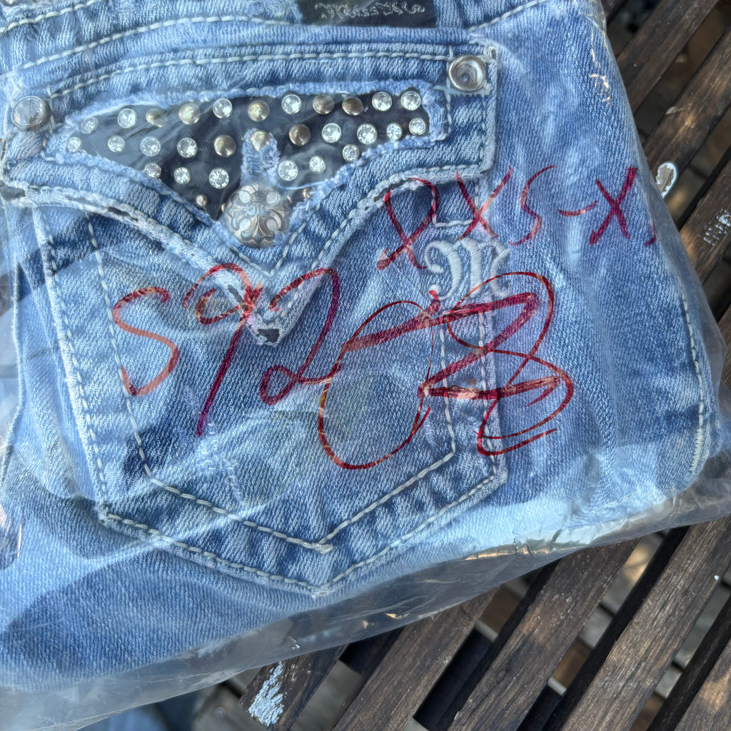 Süße Miss Me Jeans für Frauen / Lowwaist Bootcut streetwear women 00s 90s vintage baddie S92 XXS-XS