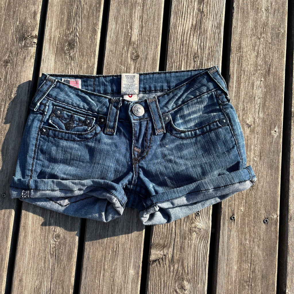 Süße True Religion Shorts / Hotpants women vintage 00s 90s (XXS-XS) S57