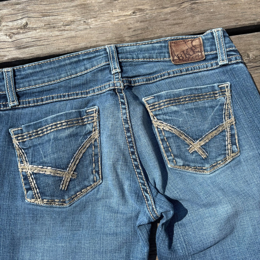 Süße Y2K Lowwaist Bootcut Jeans mit tollen Backprint /women 00s 90s vintage baddie (S) S111