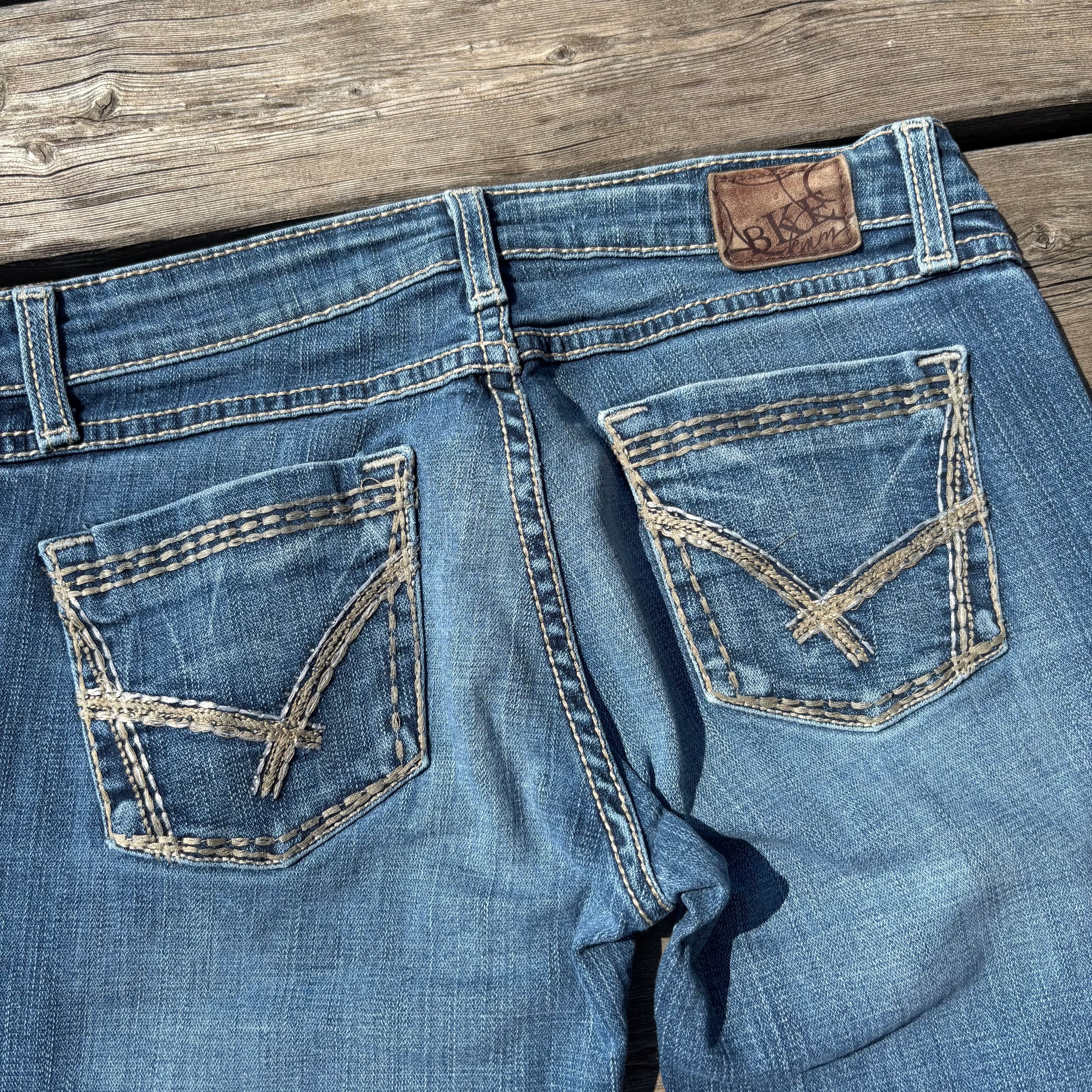 Süße Y2K Lowwaist Bootcut Jeans mit tollen Backprint /women 00s 90s vintage baddie (S) S111