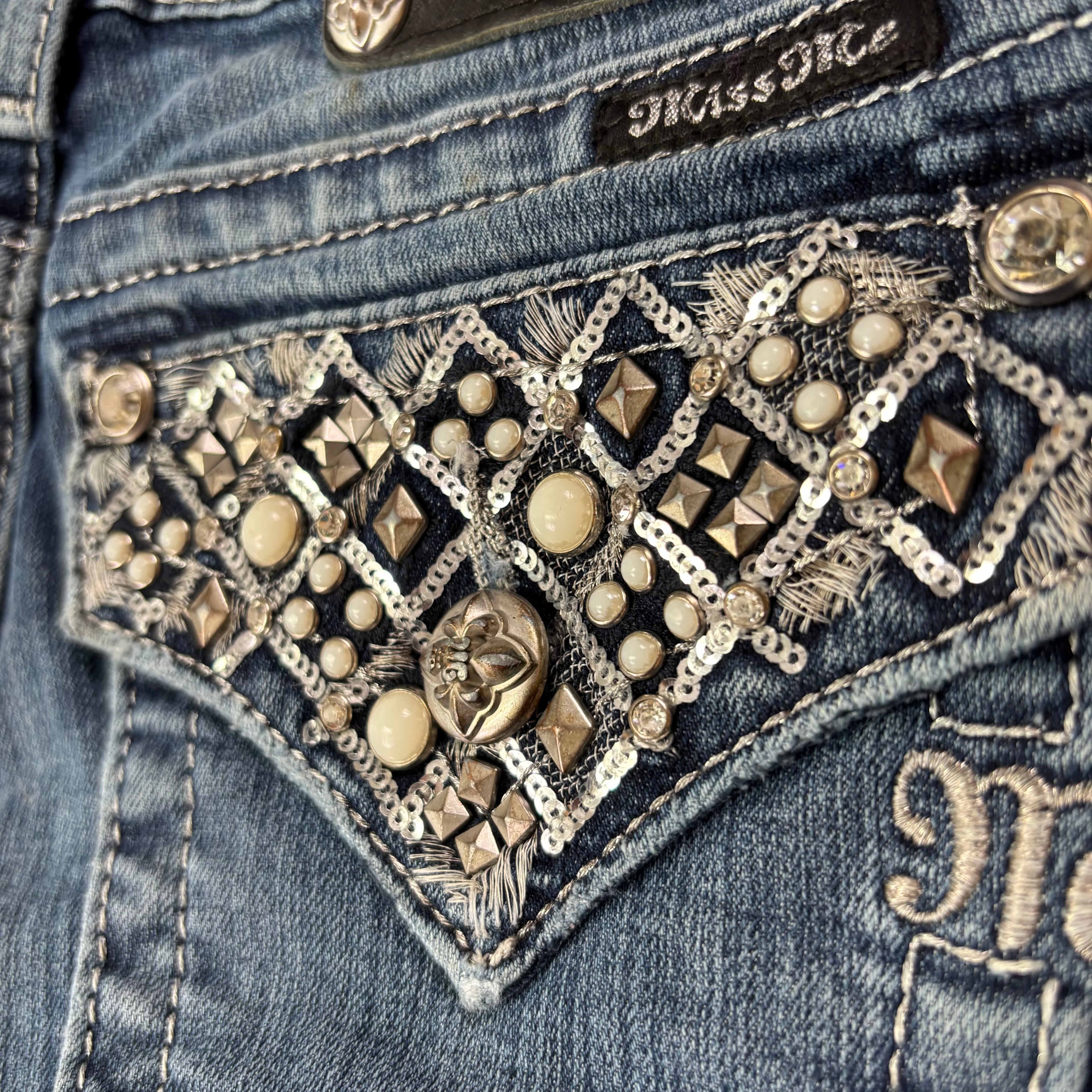 Süße Miss me shorts /hotpants vintage women 00s 90s (S-M) S3