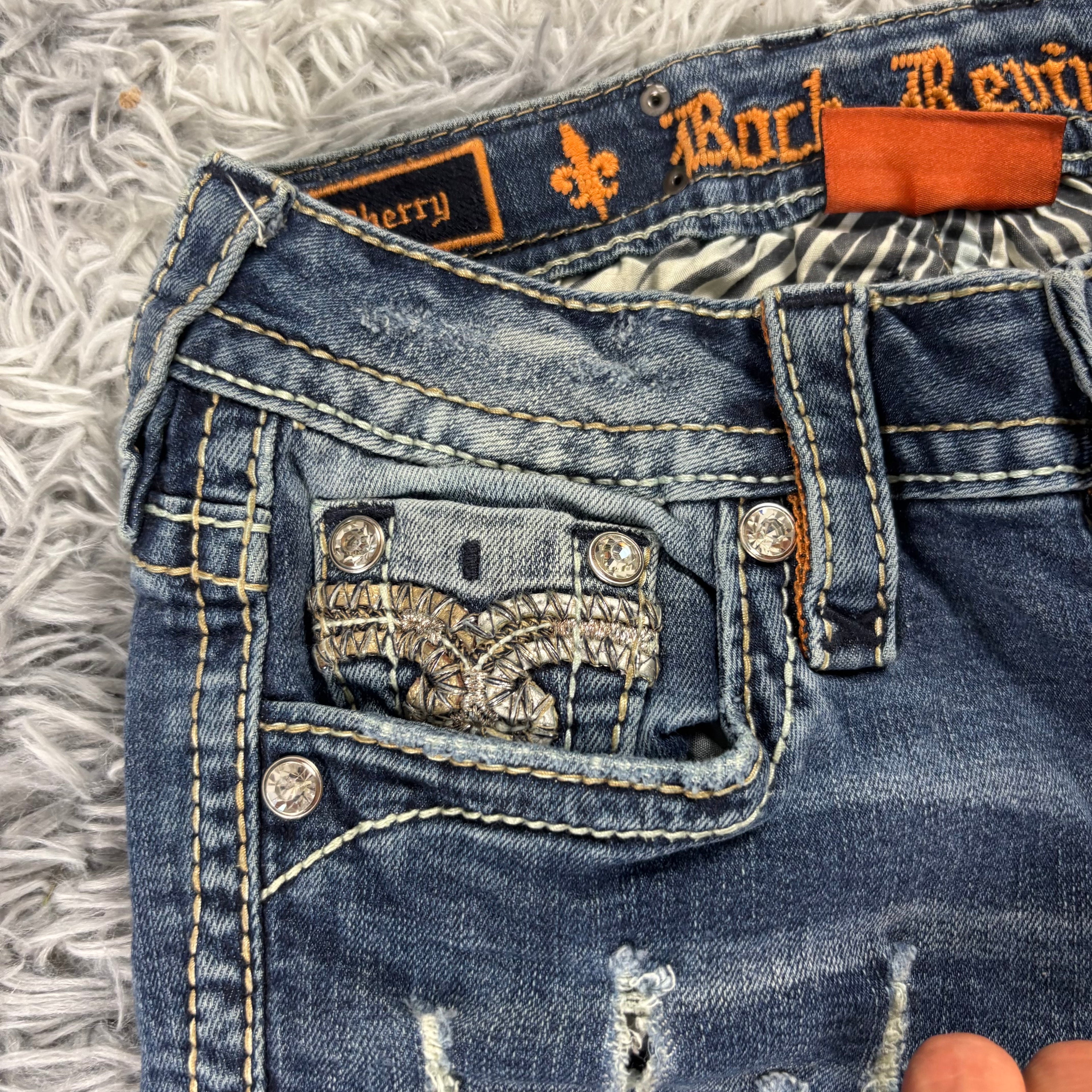 AA/ Rock Revival Shorts/Hotpants /women 00s 90s vintage baddie (XXS) (S32)