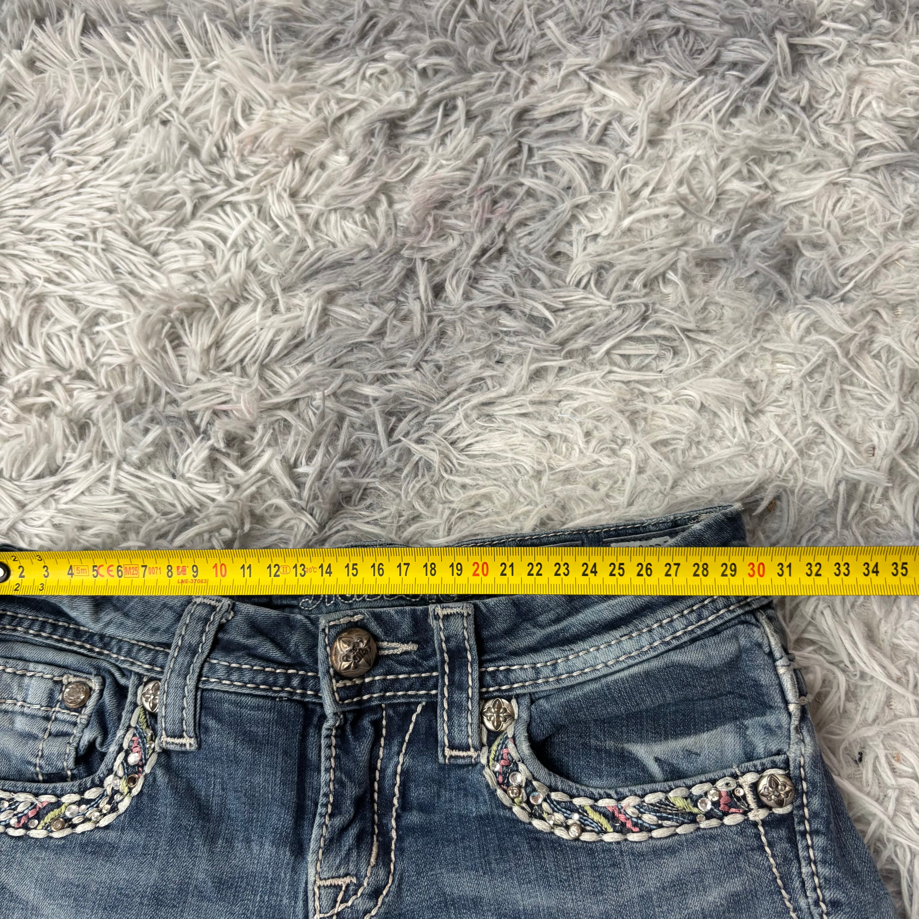 Süße Miss Me Shorts /hotpants vintage 90s 00s. XXXS S4