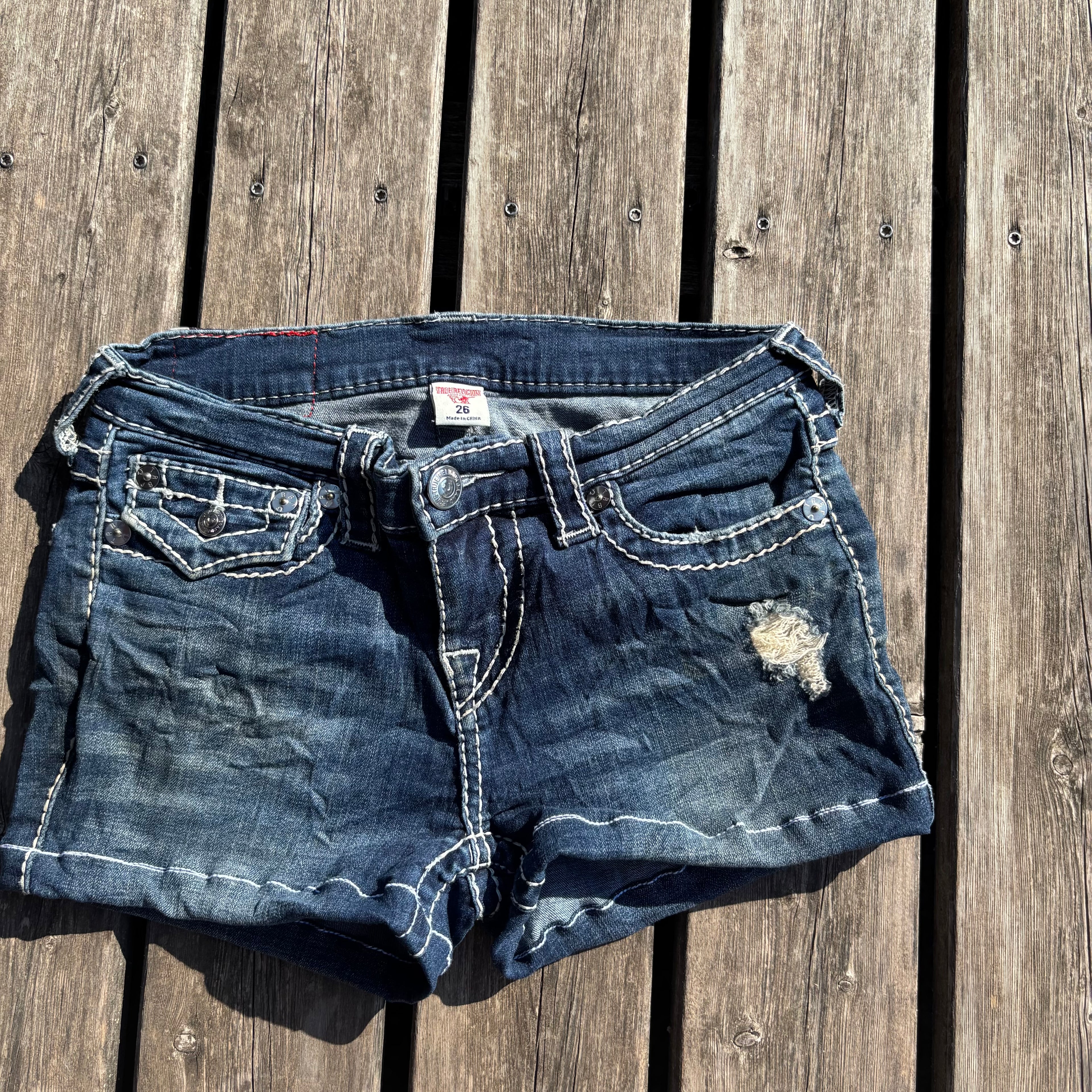 Süße True Religion Shorts/ Hotpants für Frauen /90s 00s streetwear vintage baddie (XS) S66