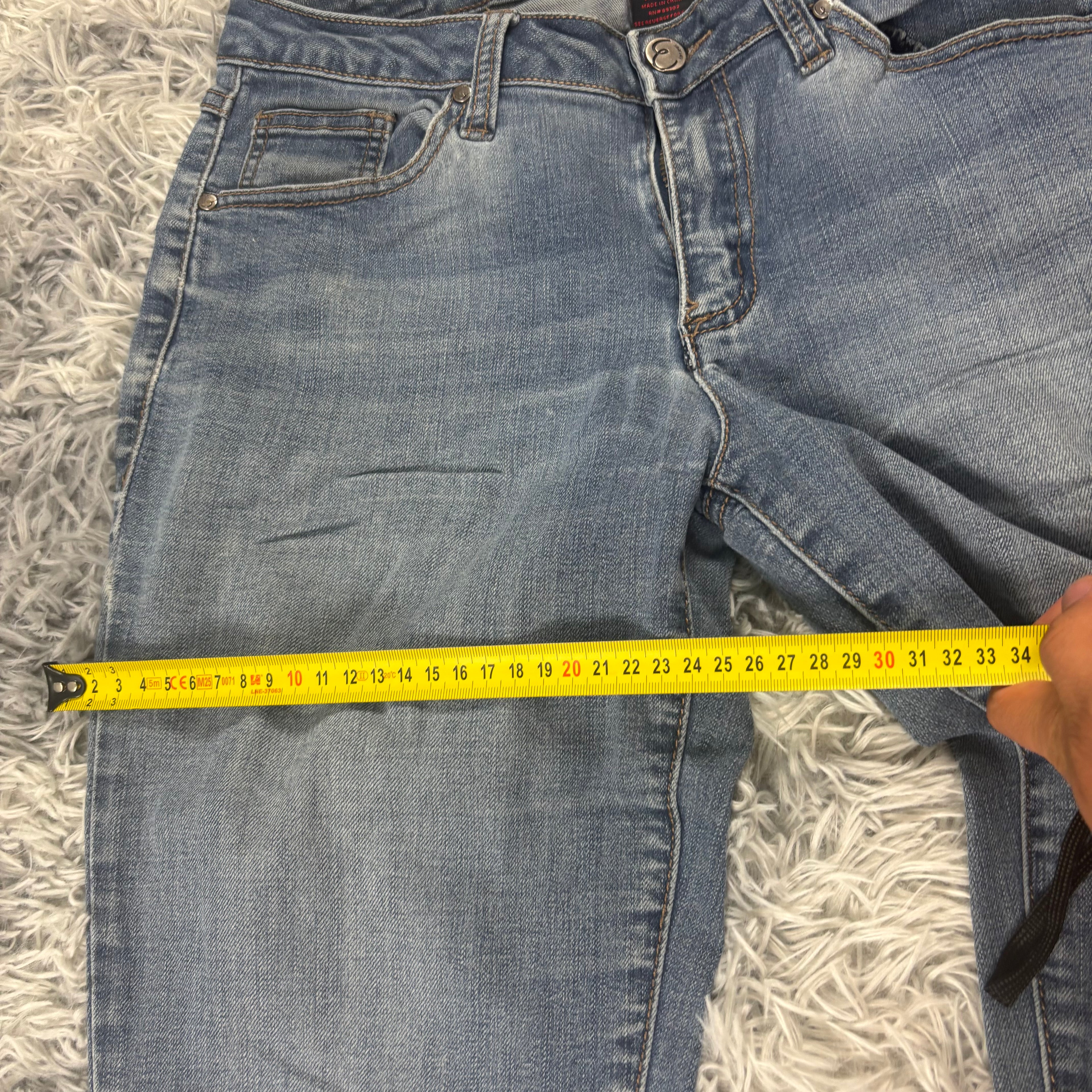 Süße Y2K Bootcut Lowwaist Jeans mit tollen Backprint vintage 00s 90s (S) S15