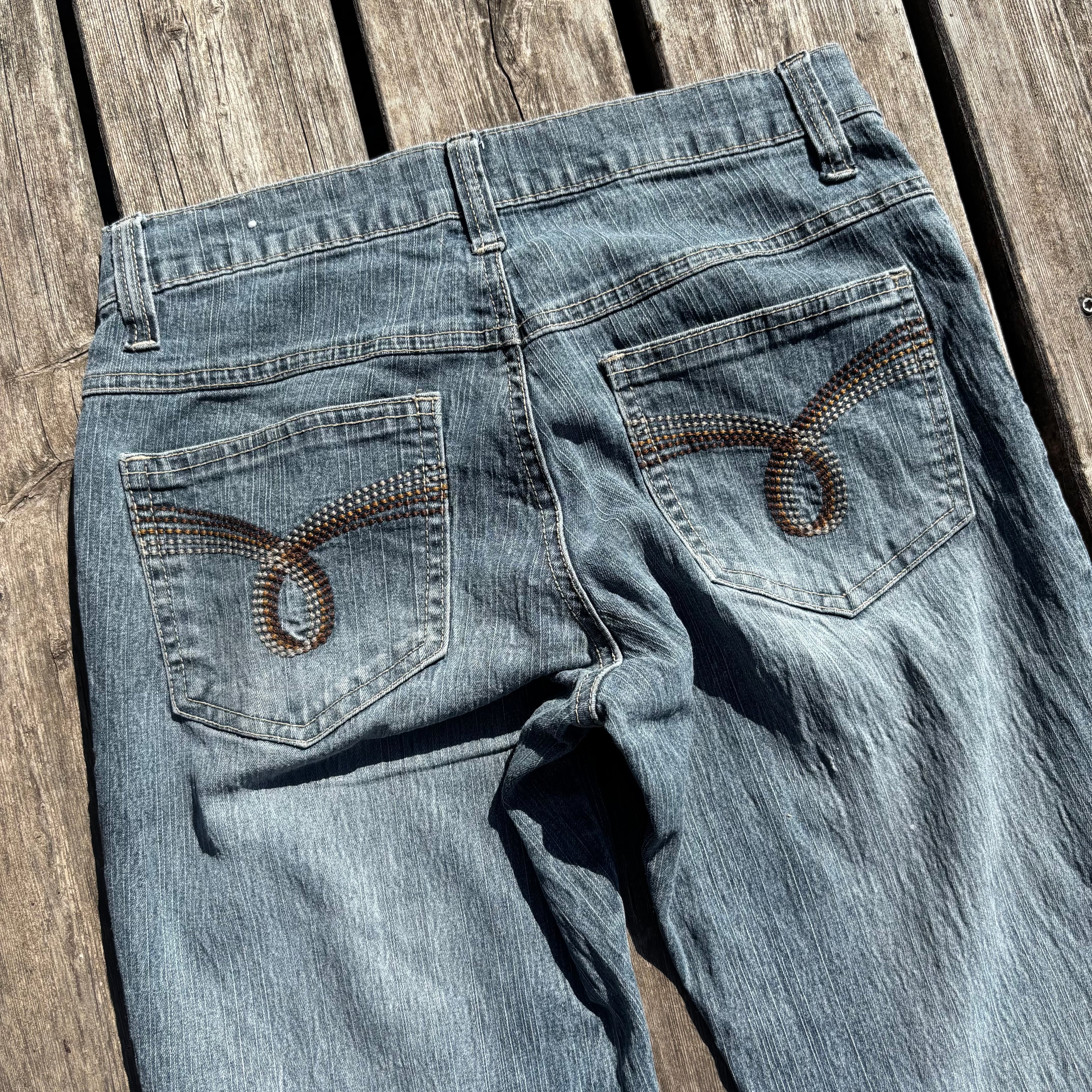 Süße Y2K Vintage Jeans mit Backprint für Frauen / streetwear women vintage 90s 00s (XXXS-XXS) (S38)