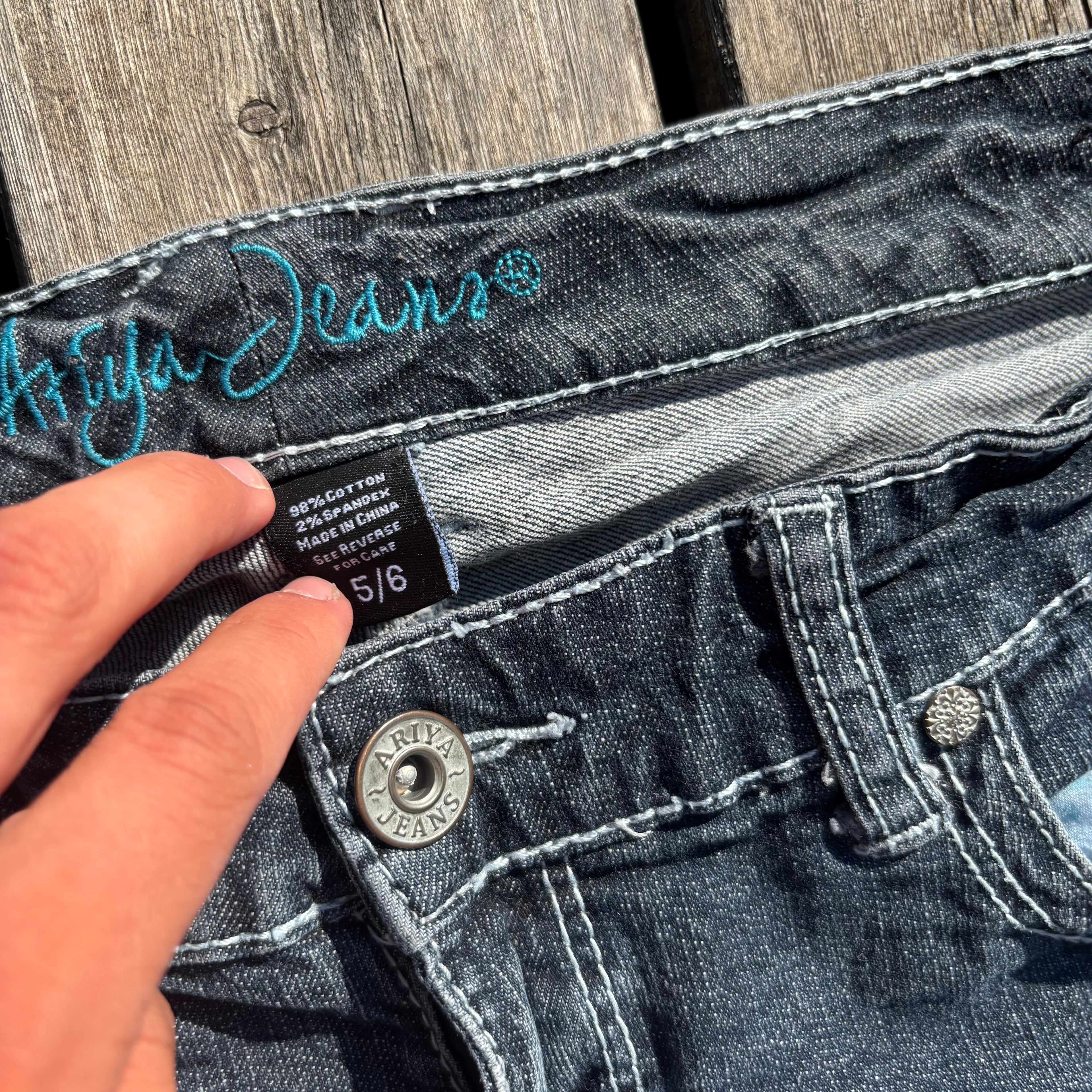 Süße Y2K Lowwaist Bootcut Jeans mit tollen Backprint /women 00s 90s vintage baddie (XS) S64