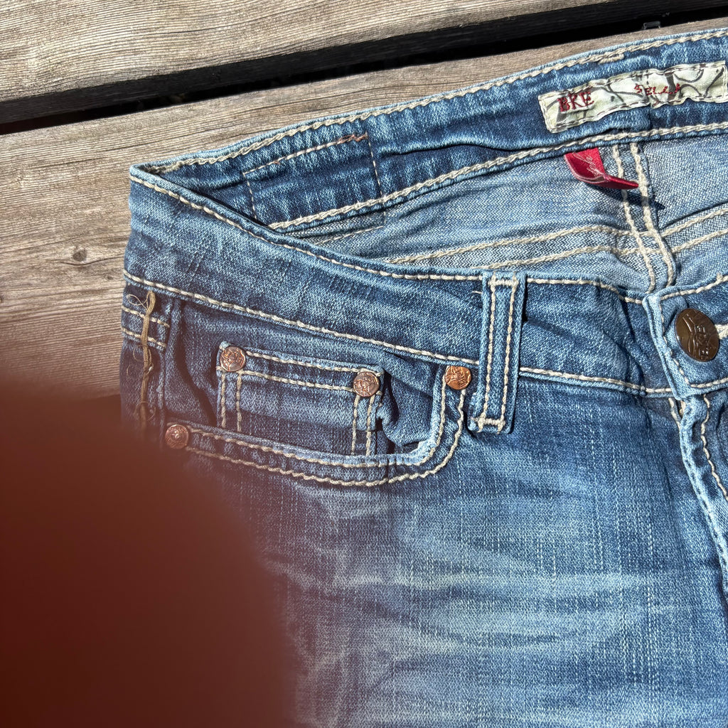 Süße Y2K Lowwaist Bootcut Jeans mit tollen Backprint /women 00s 90s vintage baddie (S) S111