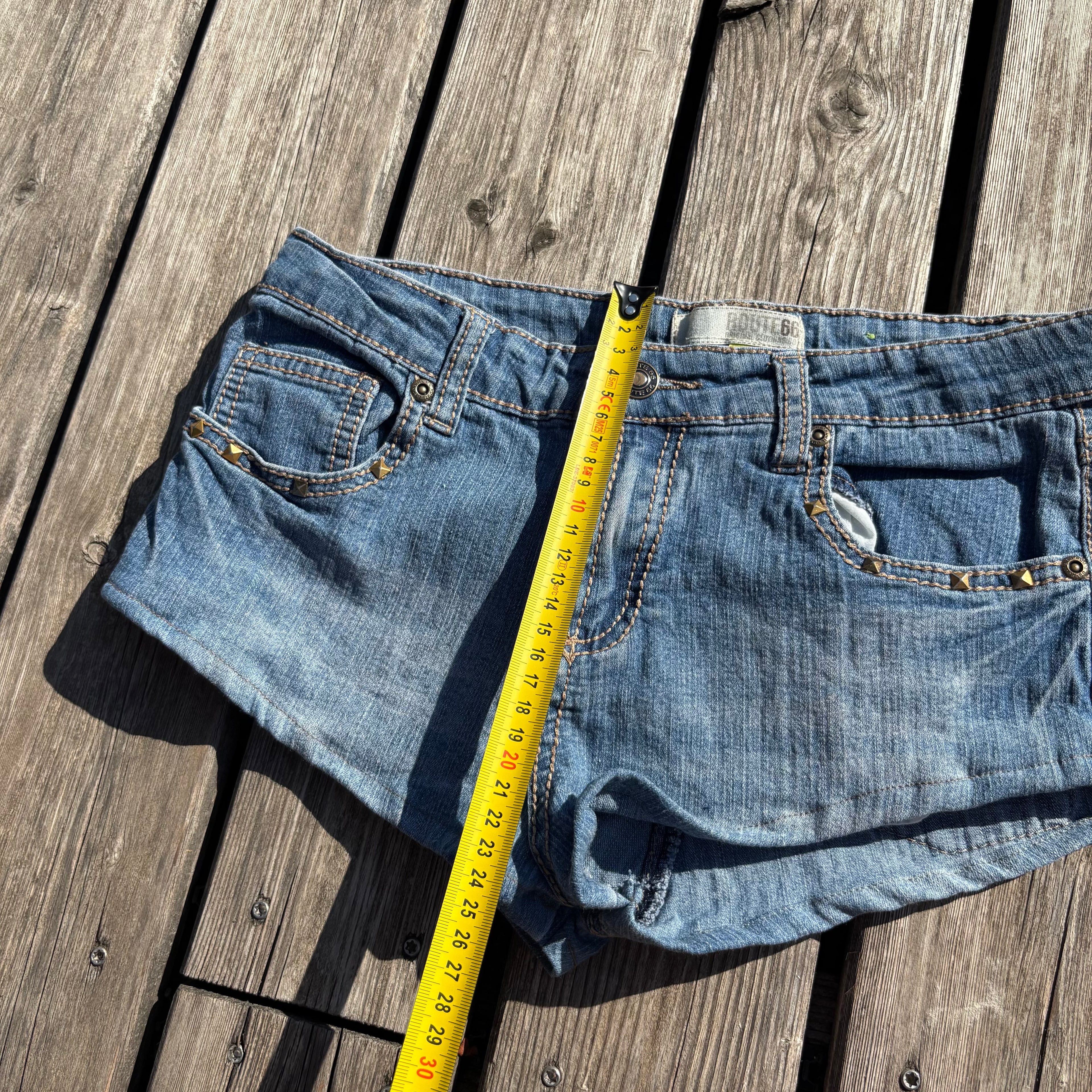 Y2K Shorts / hotpants women 00s 90s vintage baddie XS S47