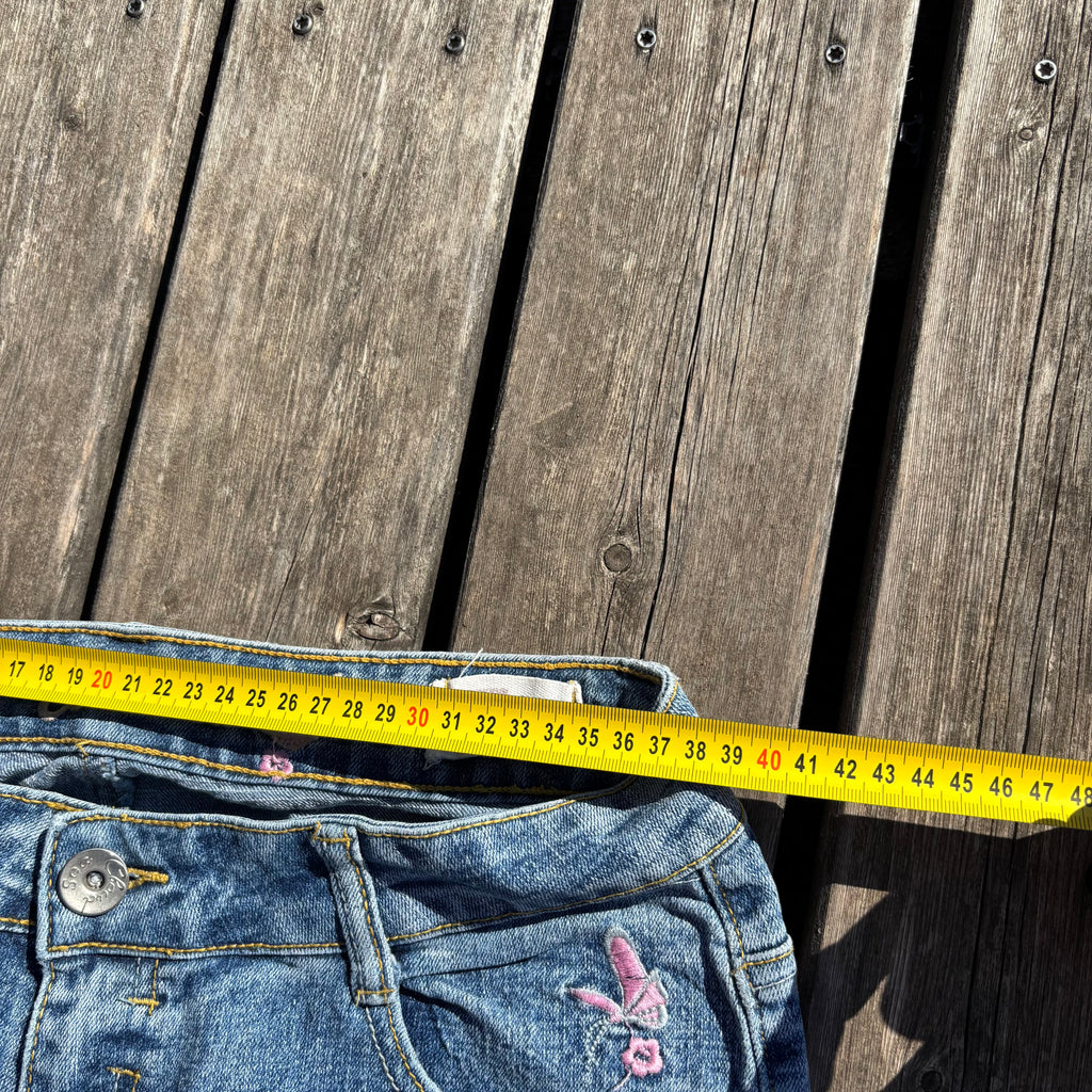 Süße Y2K Lowwaist Bootcut Jeans mit tollen Backprint /women 00s 90s vintage baddie (S-M) S58