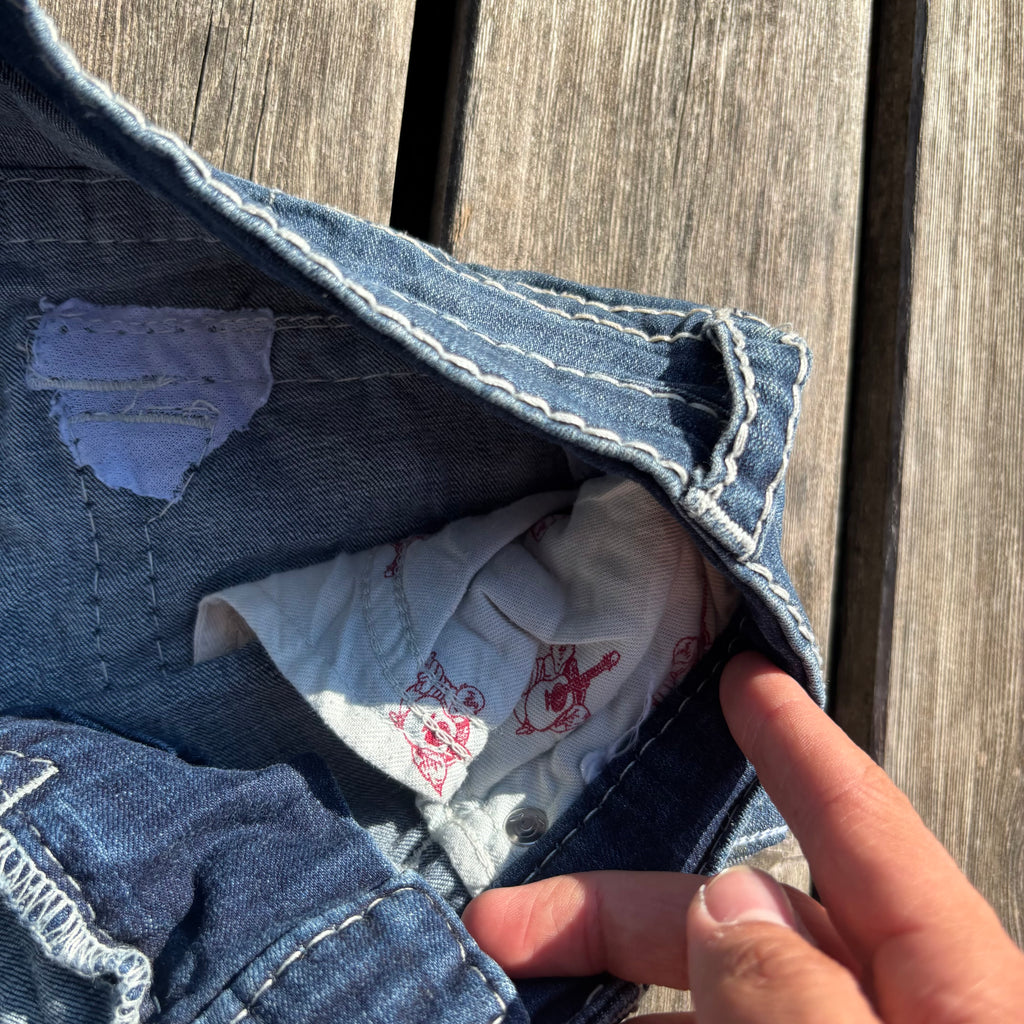 Süße True Religion Shorts/ Hotpants für Frauen /90s 00s streetwear vintage baddie (XS) S66
