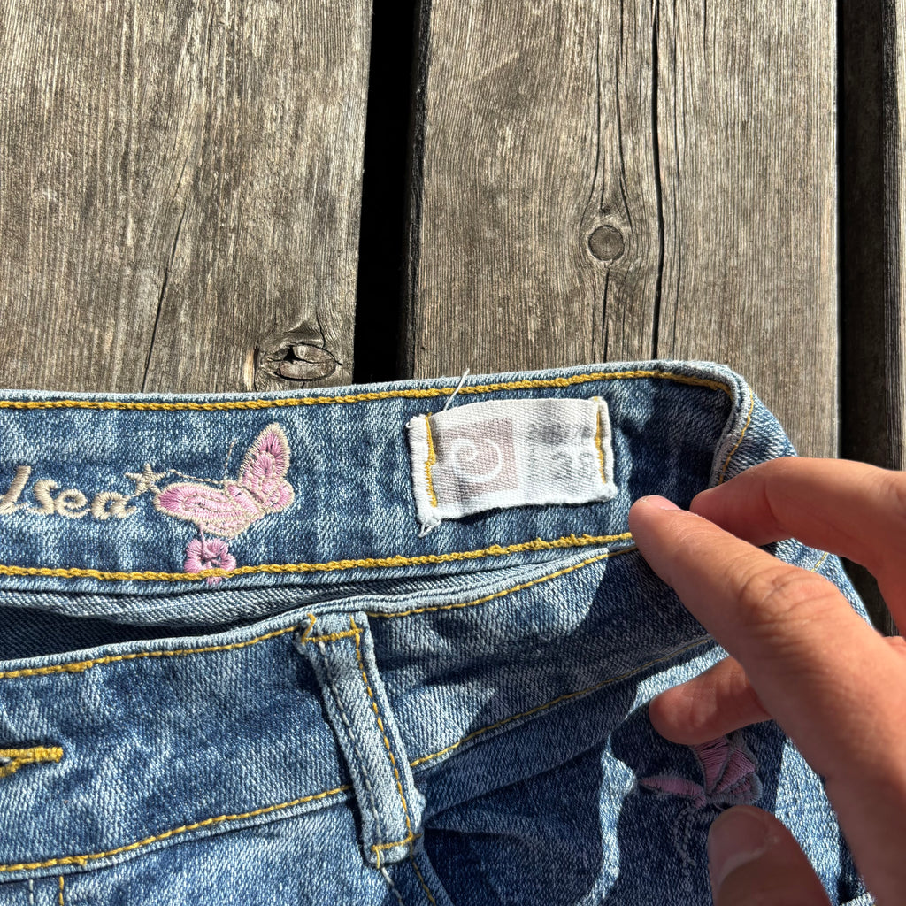 Süße Y2K Lowwaist Bootcut Jeans mit tollen Backprint /women 00s 90s vintage baddie (S-M) S58