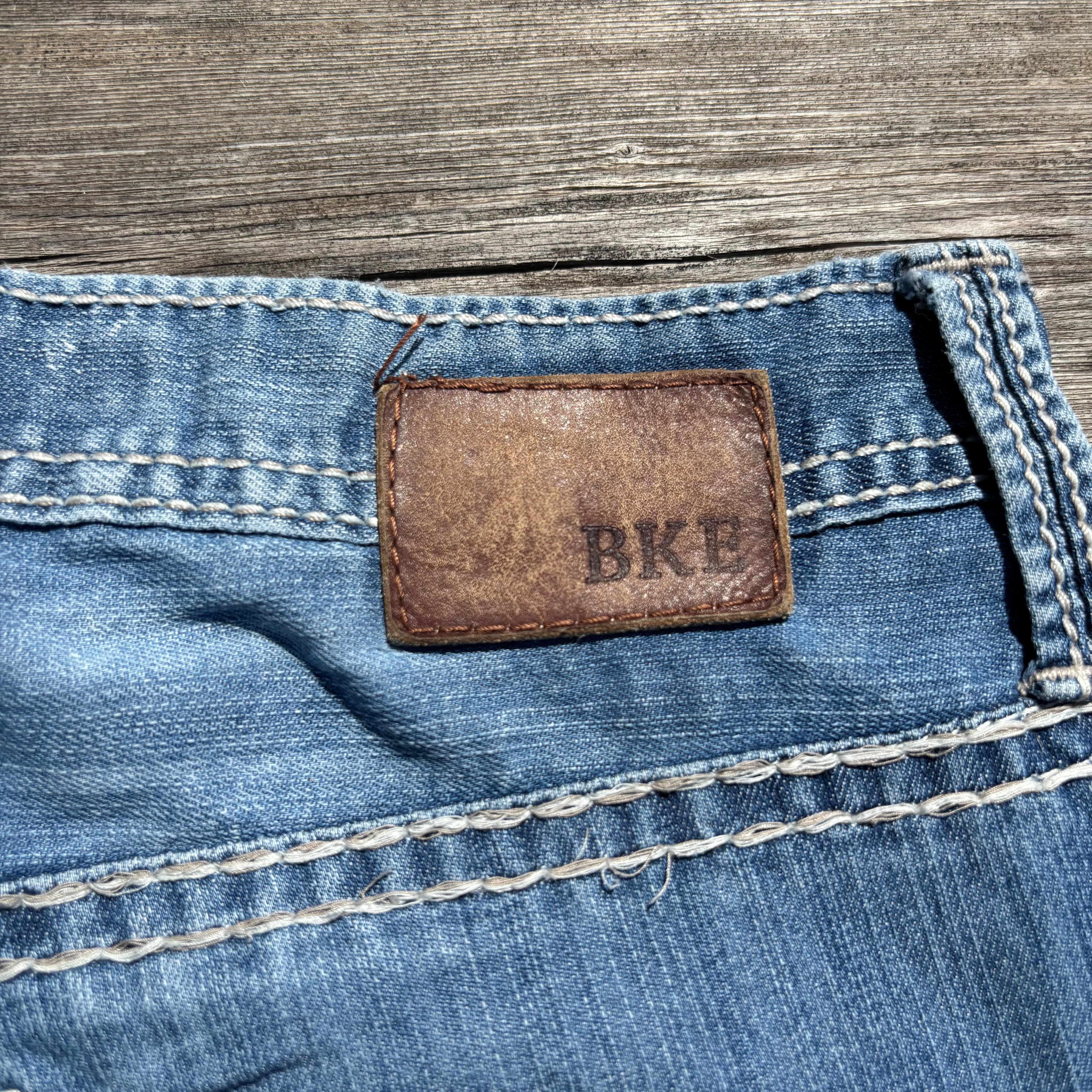 Süße Y2K Lowwaist Bootcut Jeans mit tollen Backprint /women 00s 90s vintage baddie S94 XS-S