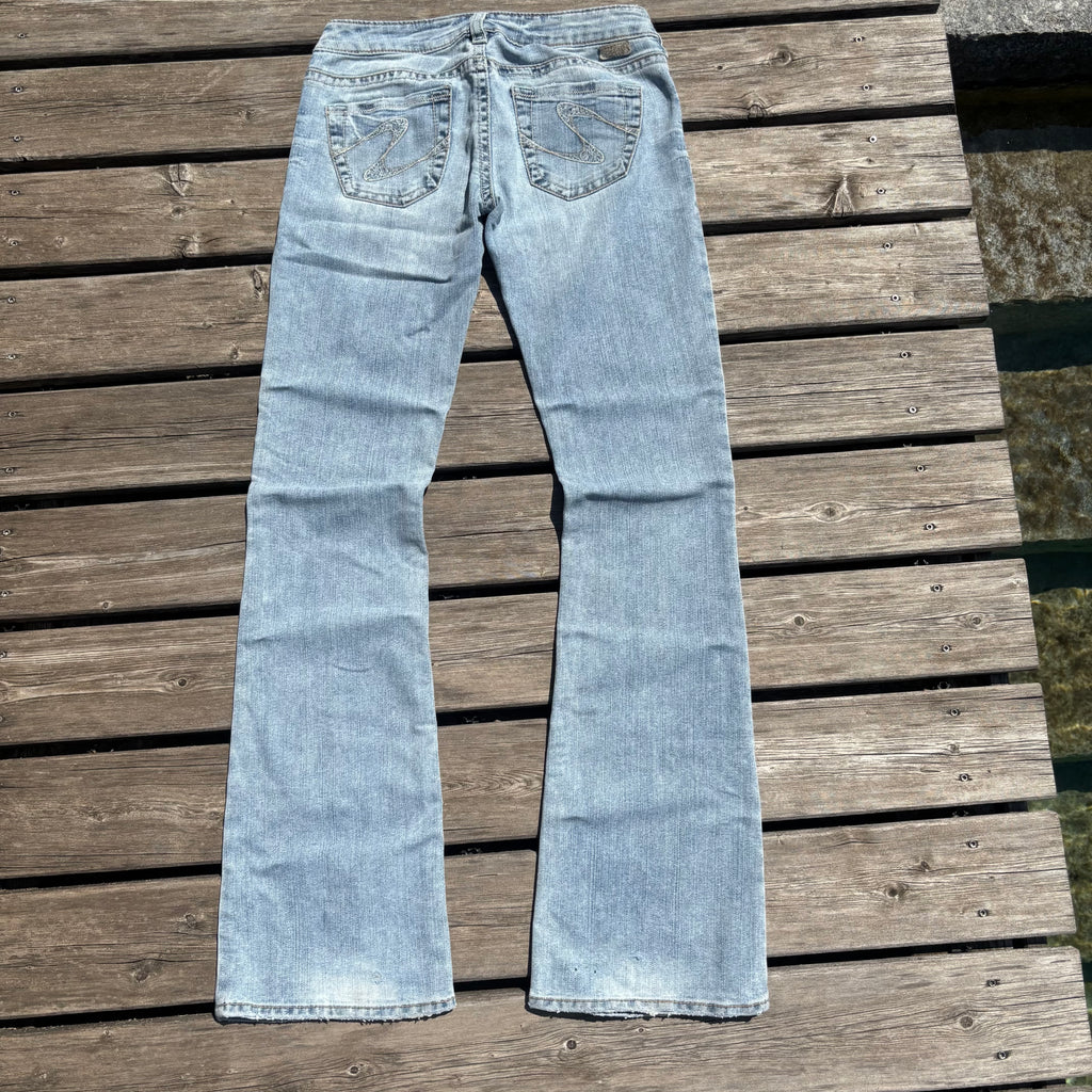 Süße Y2K Lowwaist Bootcut Jeans mit tollen Backprint /women 00s 90s vintage baddie 105 (S)