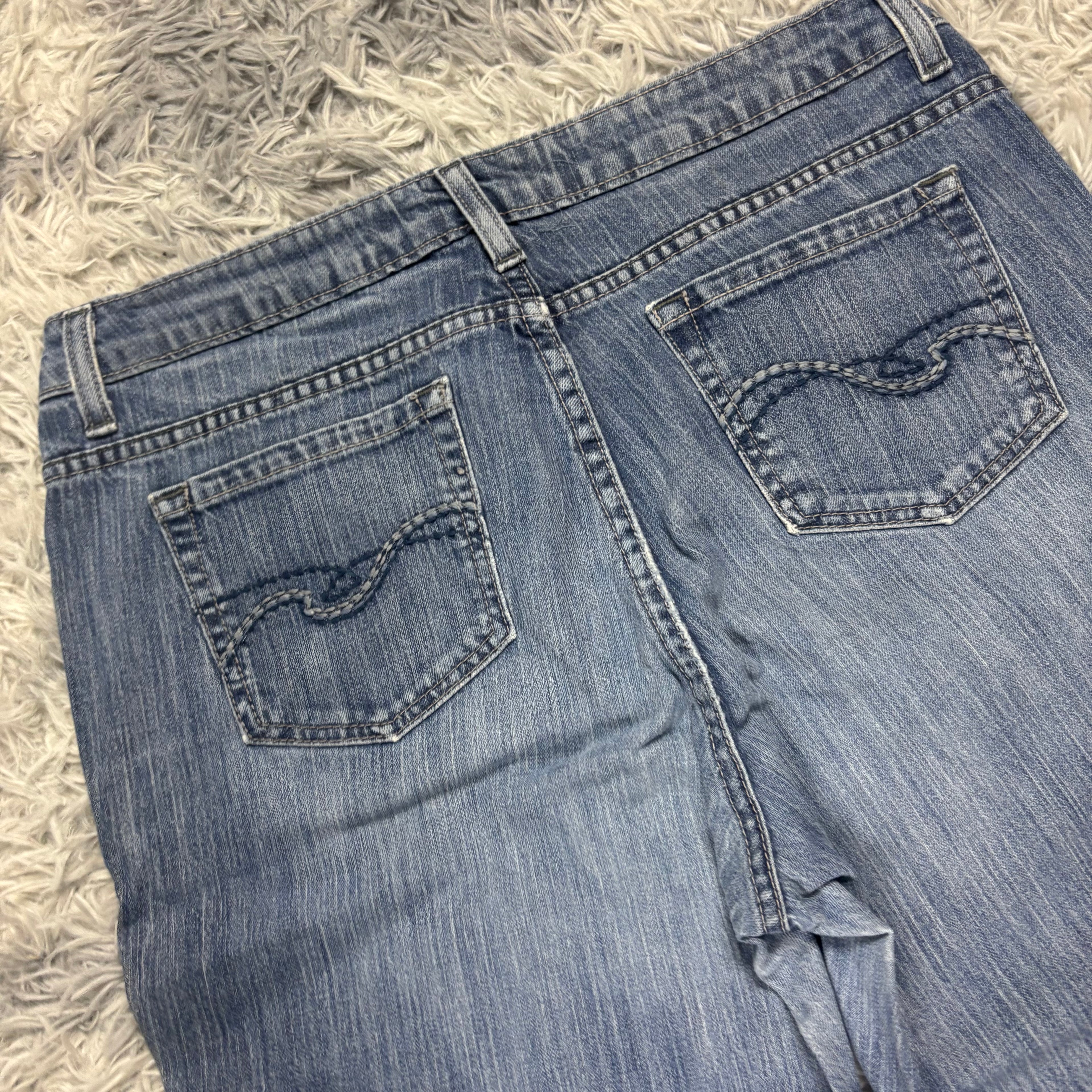 Süße Y2K Bootcut jeans mit backprint /women 00s 90s baddie (M) S20