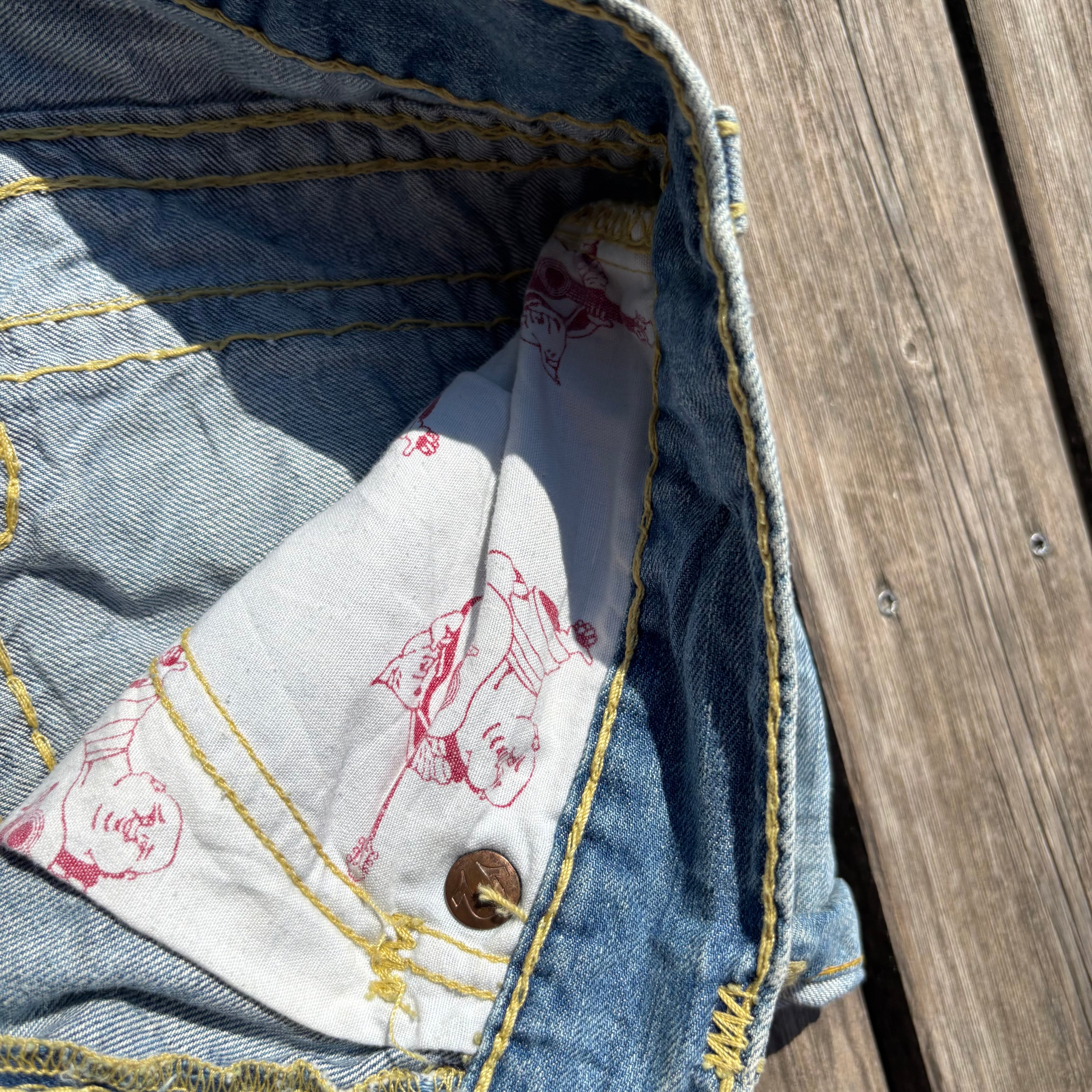 Süße True Religion Shorts/ Hotpants für Frauen /90s 00s streetwear vintage baddie (L) S109
