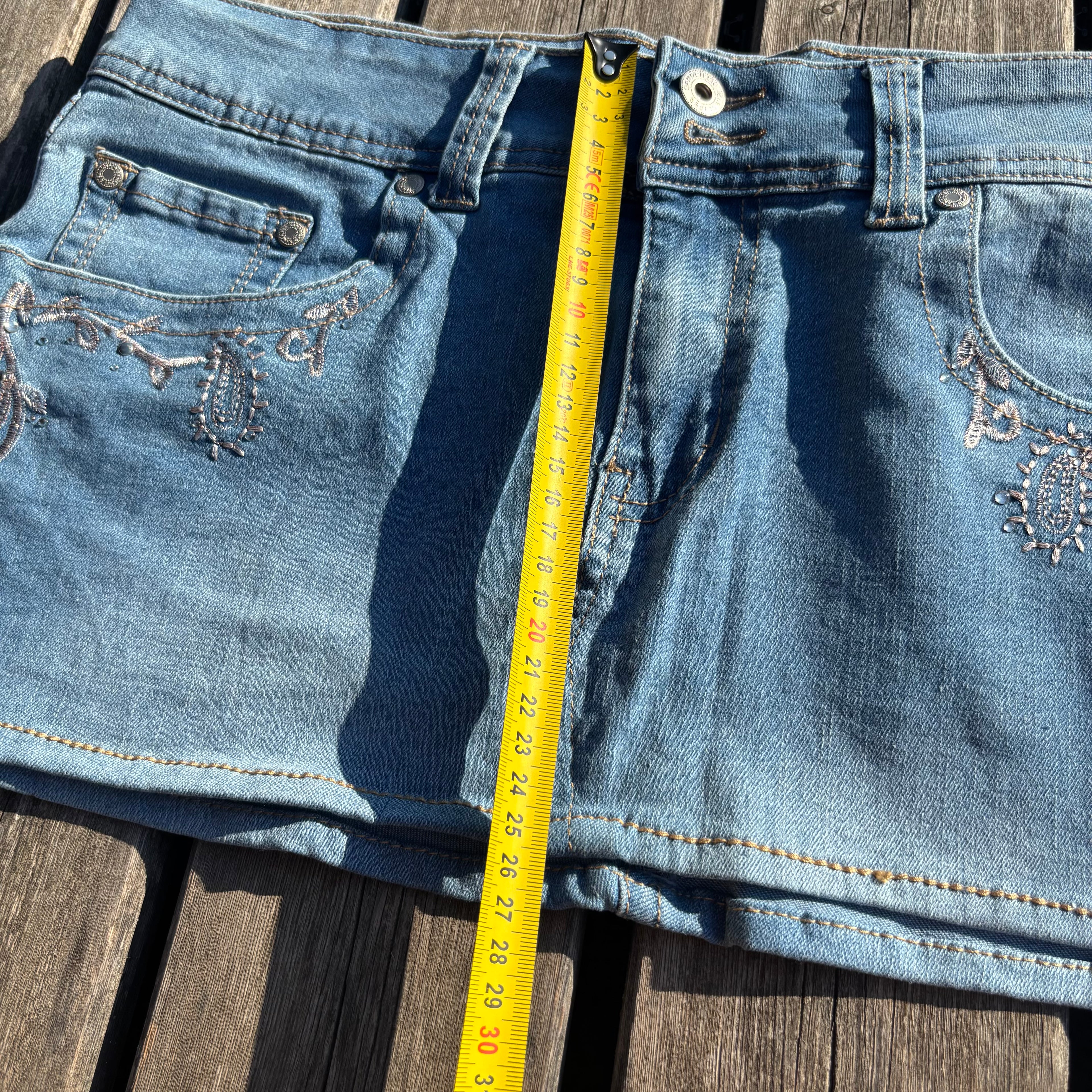 Süßer Y2K Rock mit Backprint für den Sommer /90s 00s vintage baddie L-XL (S78)