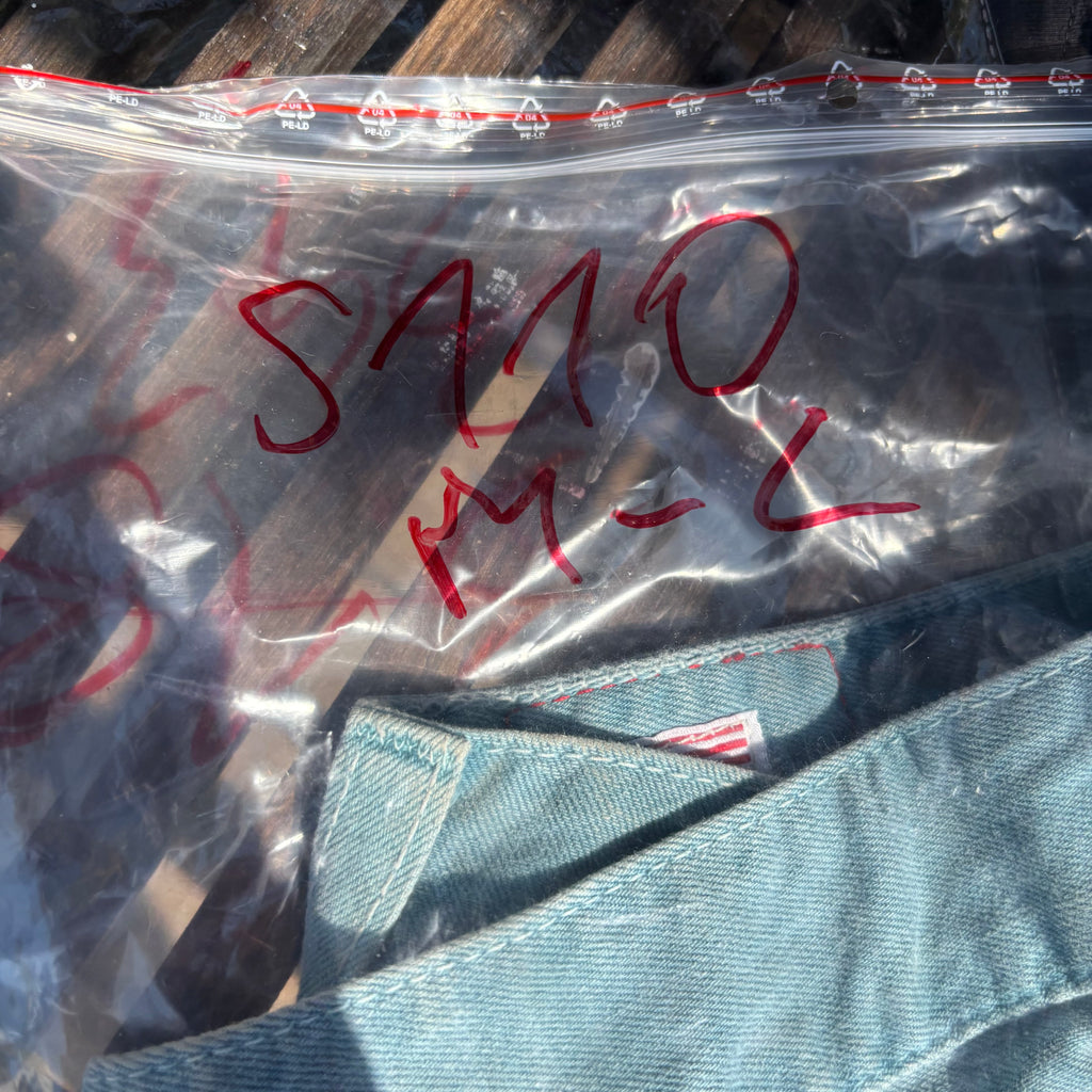 Süße True Religion Shorts/ Hotpants für Frauen /90s 00s streetwear vintage baddie (M-L) S110