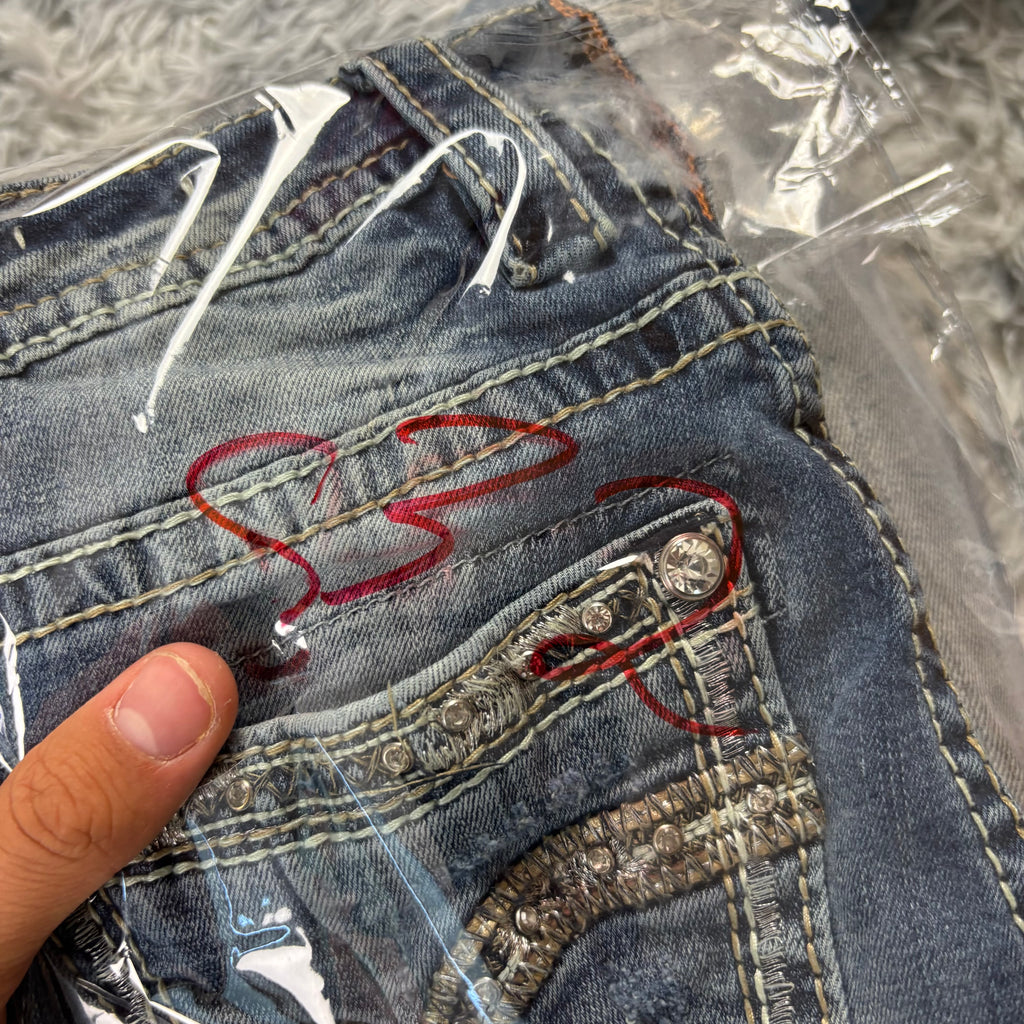 AA/ Rock Revival Shorts/Hotpants /women 00s 90s vintage baddie (XXS) (S32)