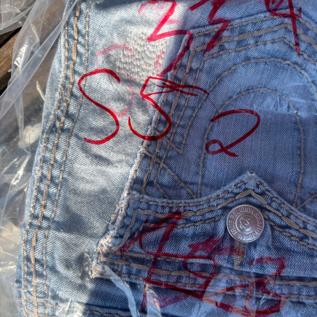 True Religion shorts/ hotpants 00s 90s vintage baddie S52(S)