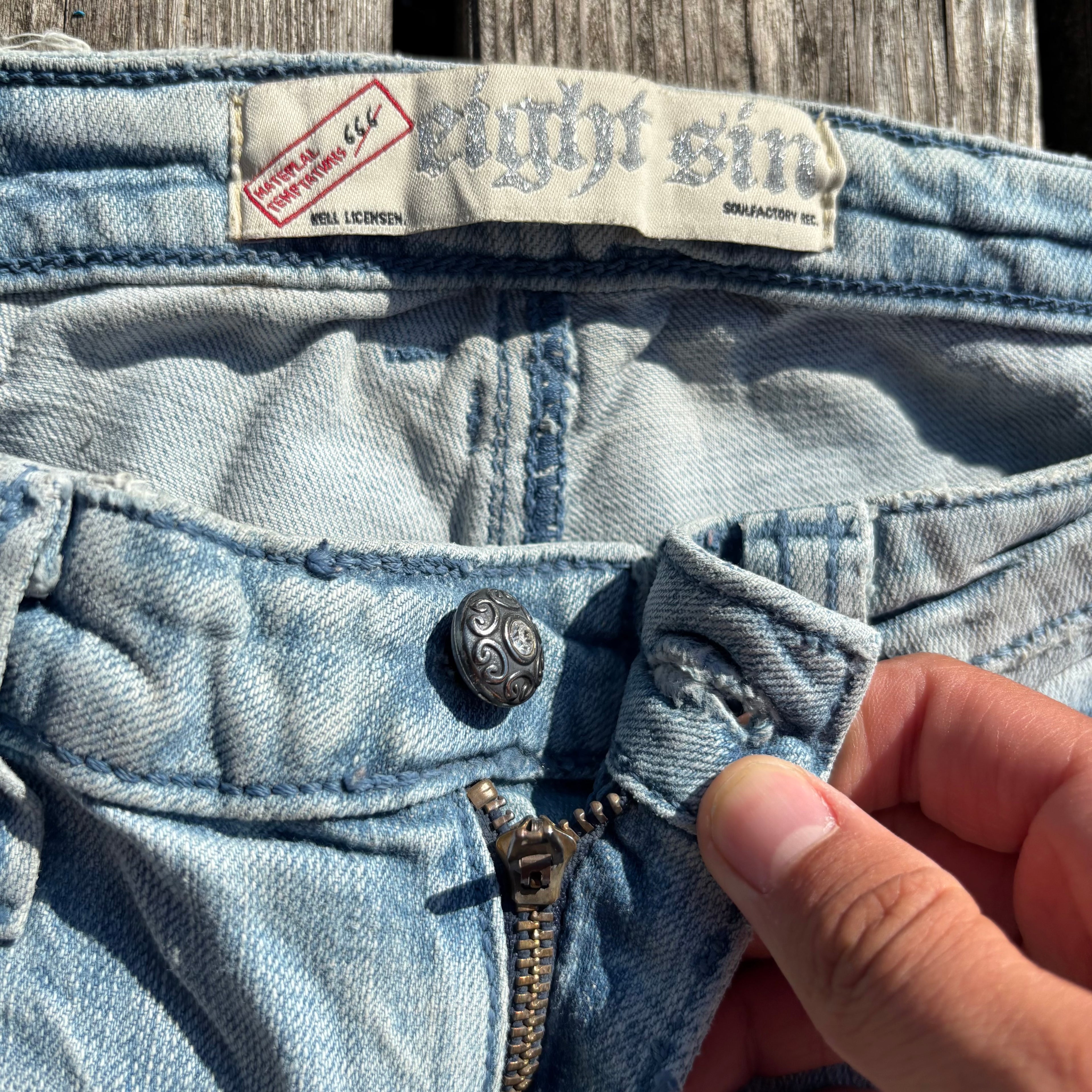 Süße Y2K Lowwaist Bootcut Jeans mit tollen Backprint /women 00s 90s vintage baddie (S-M) S59