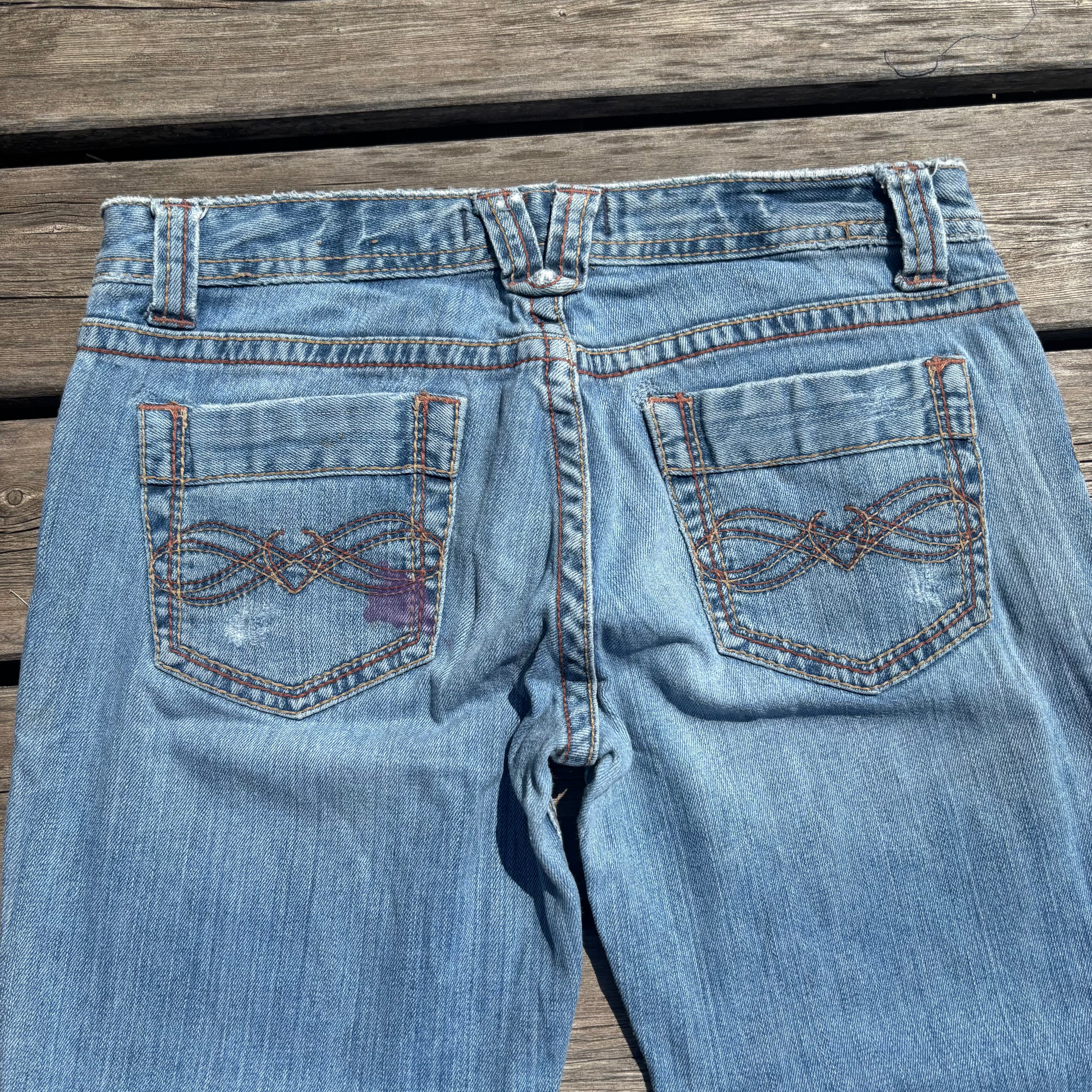 Süße Y2K Lowwaist Bootcut Jeans mit tollen Backprint /women 00s 90s vintage baddie (S) 104